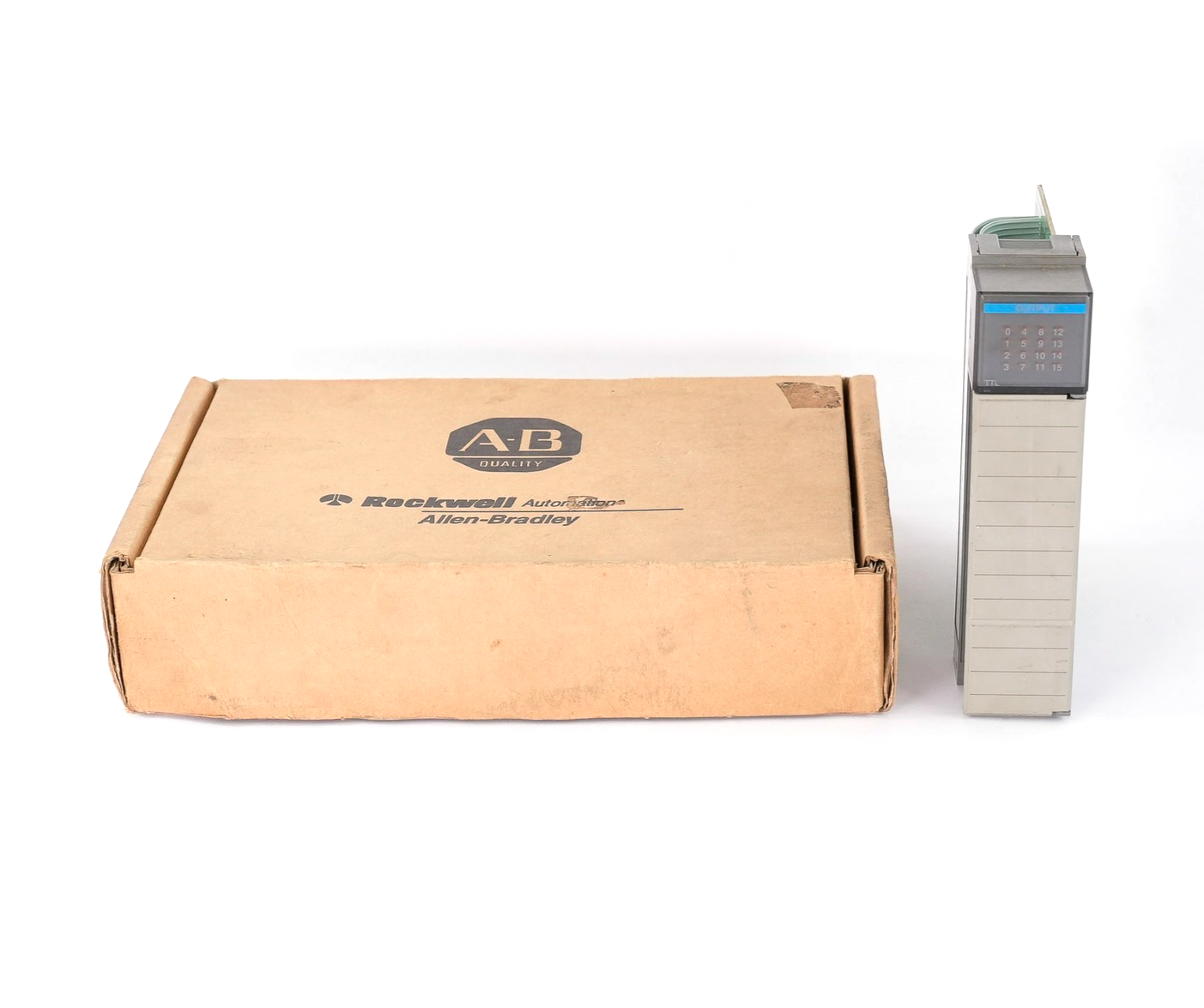 Allen Bradley 1746-OG16 /C SLC 500 Output Module 1746OG16