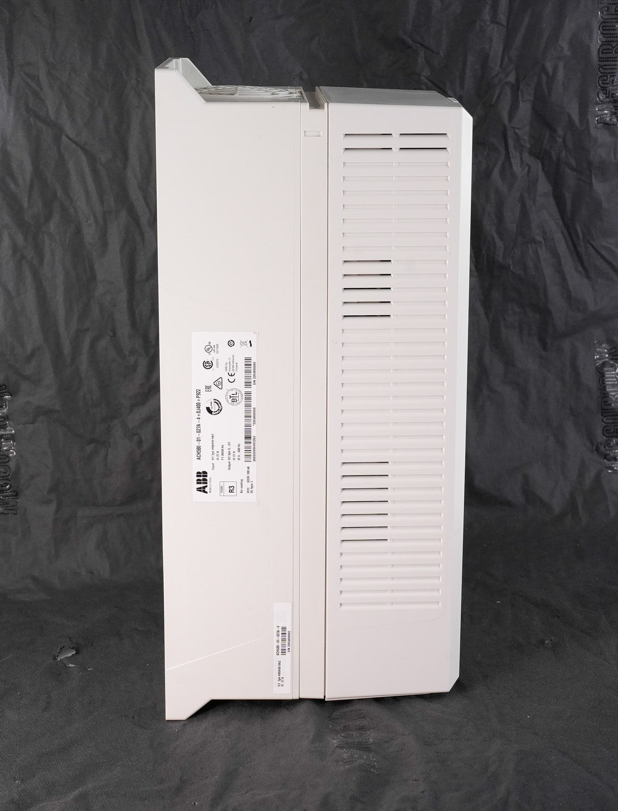 ABB ACH580-01-027A-4 AC Drive 480V 27A 3-Phase 50/60Hz ACH58001027A4