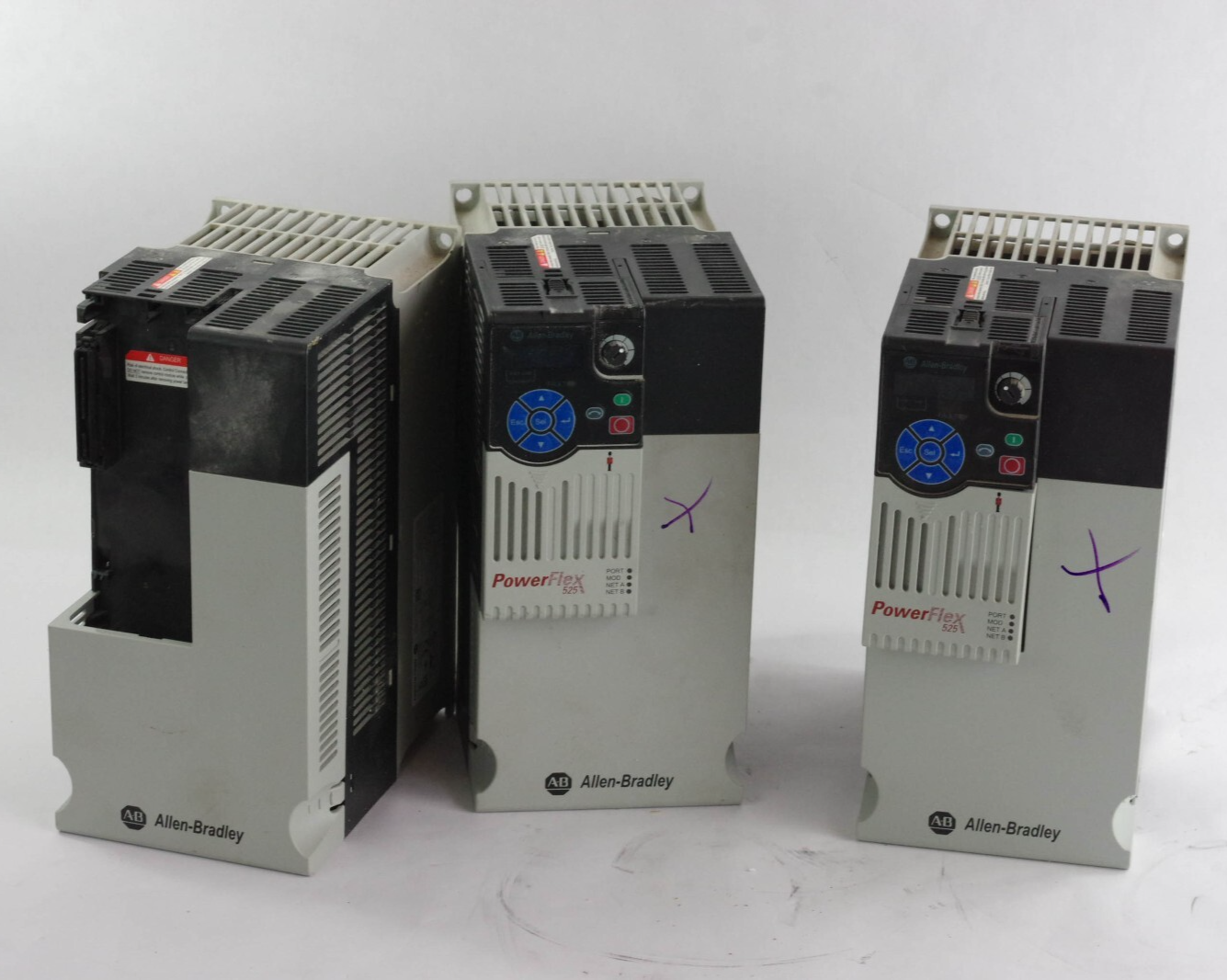 Allen Bradley 25B-D024N104 PowerFlex 525 11kW 15HP 3PH AC Drive - 3x For Parts