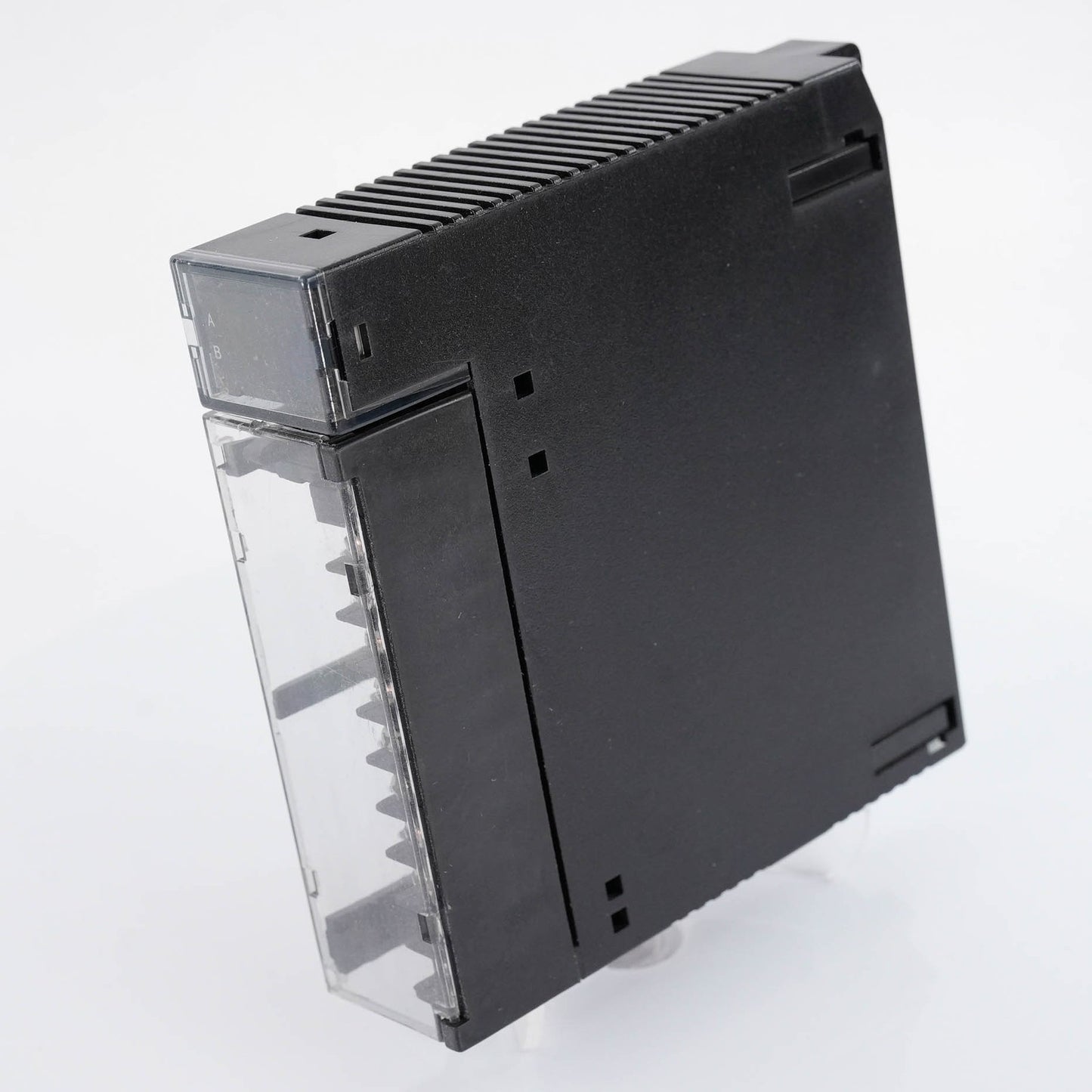 GE FANUC IC693MDL240E Series 90-30 120 VAC Input Module 16 Point