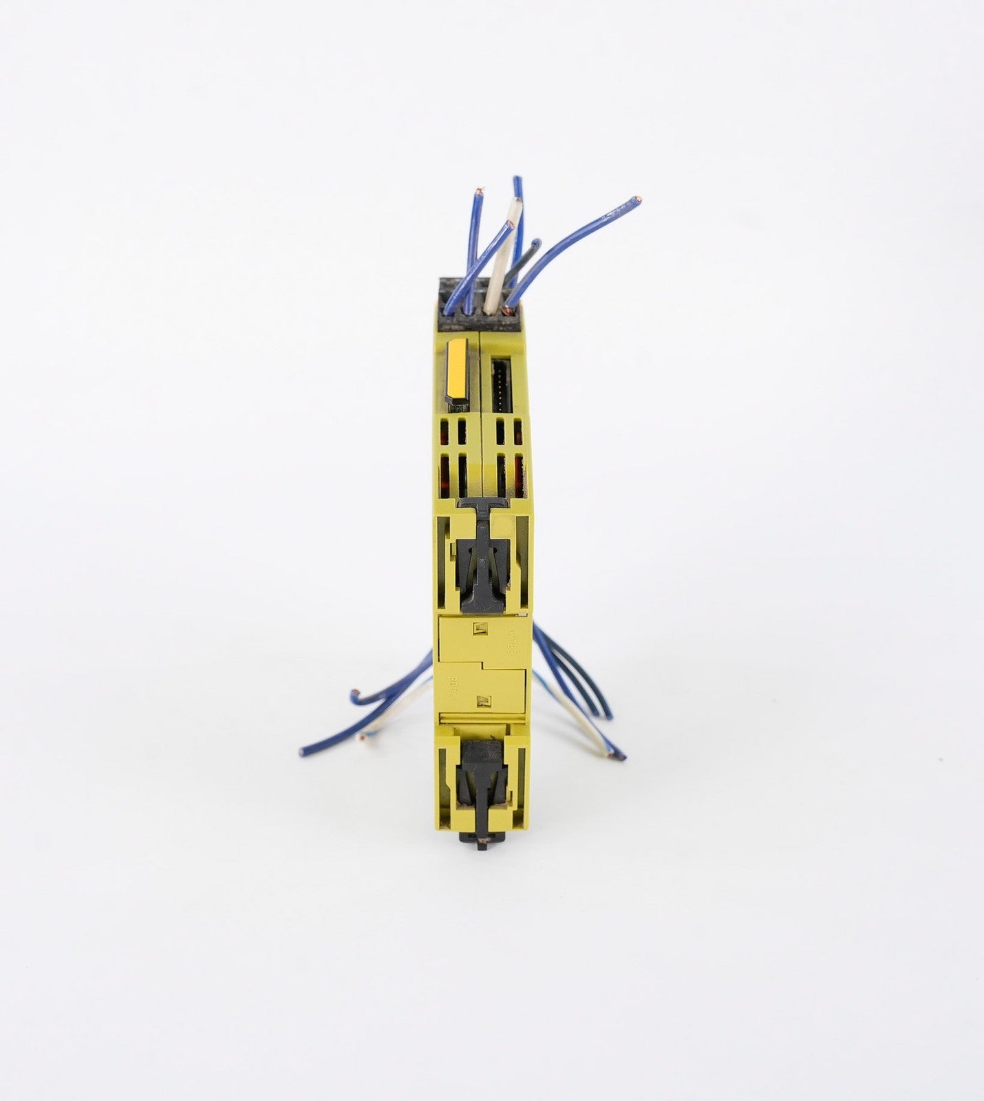 PILZ PNOZ m EF 8DI4D0 772142 Safety Relay Module Unit