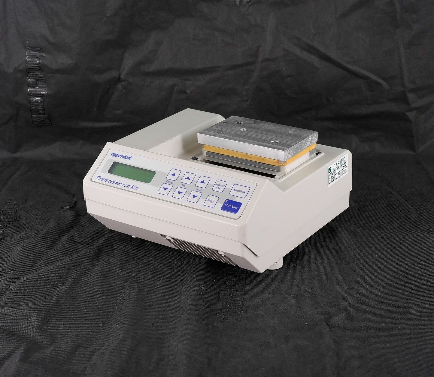 Eppendorf 5355 Thermomixer Comfort Incubator 100-240V 50/60Hz 90W