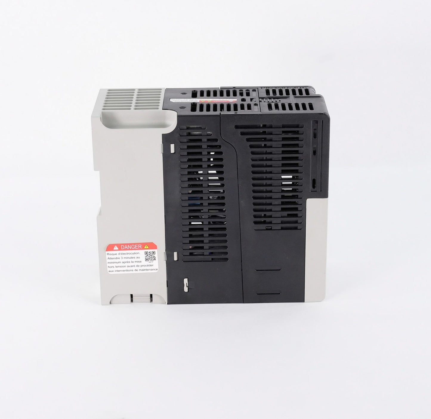 Allen Bradley 25B-D2P3N104 /A PowerFlex 525 AC Drive 480V 3PH 1HP 0.75kW