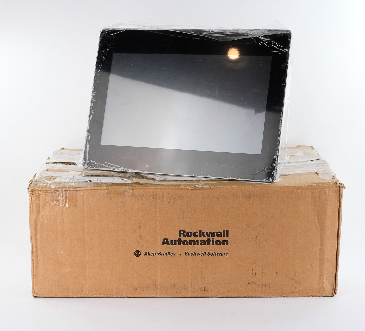 Allen Bradley 6200P-15WS3A1 /A VersaView 5400 Box Panel PC 15.6" (15WS3C1 / B1)