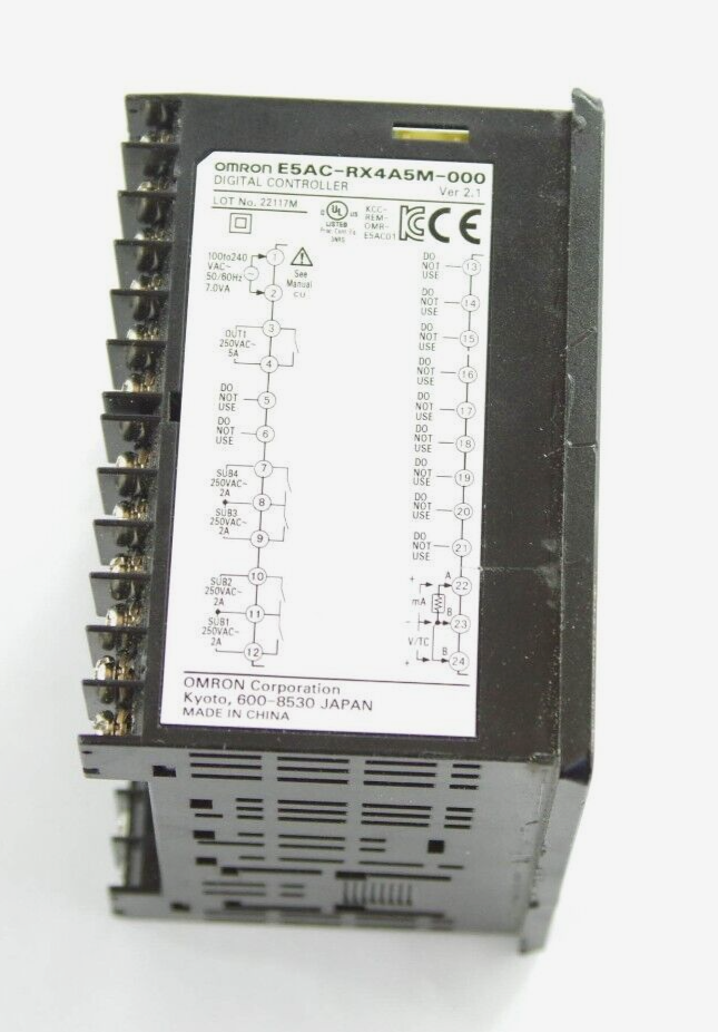 OMRON E5AC-RX4A5M-000 E5ACRX4A5M000 Temperature Controller -For Parts or Repair