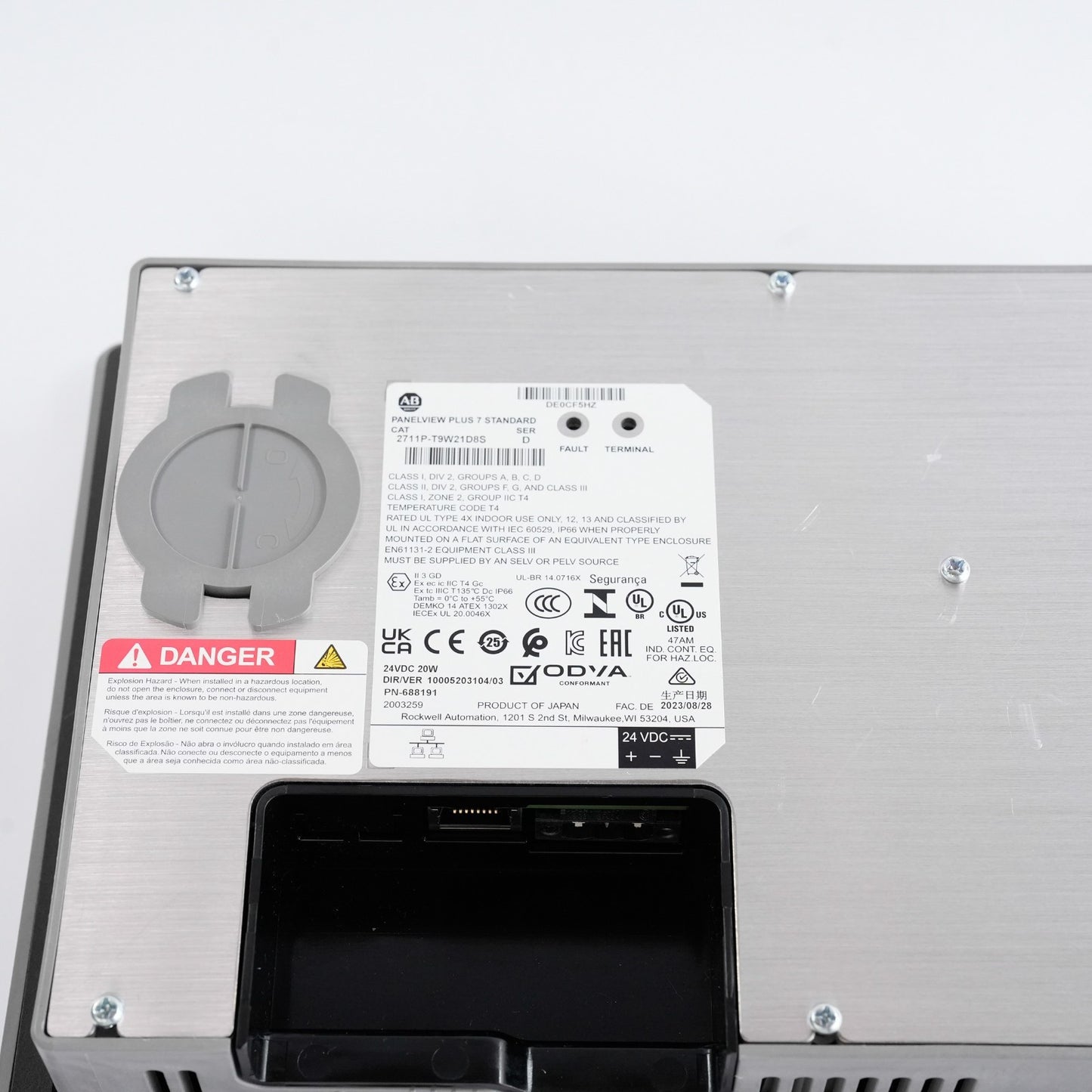 Allen Bradley 2711P-T9W21D8S /D Panelview Plus 7 Standard Panel 2711PT9W21D8S
