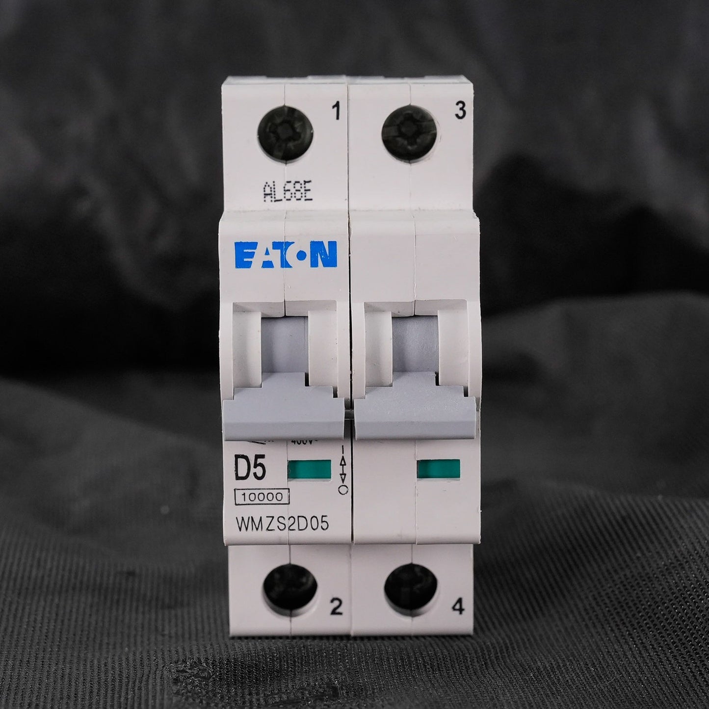 EATON WMZS2D05 2-Pole Miniature Circuit Breaker 5A 480Y/277VAC