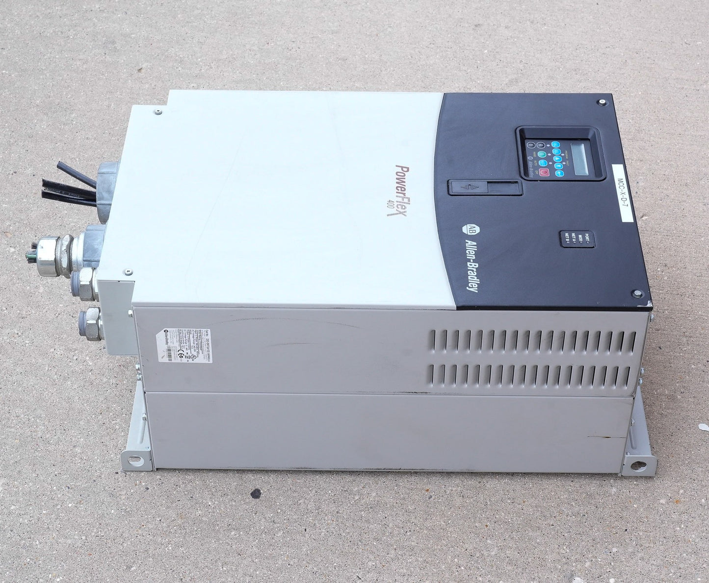 Allen Bradley 22C-D072A103 /A PowerFlex 400 AC Drive 480V 3PH 50HP 37kW