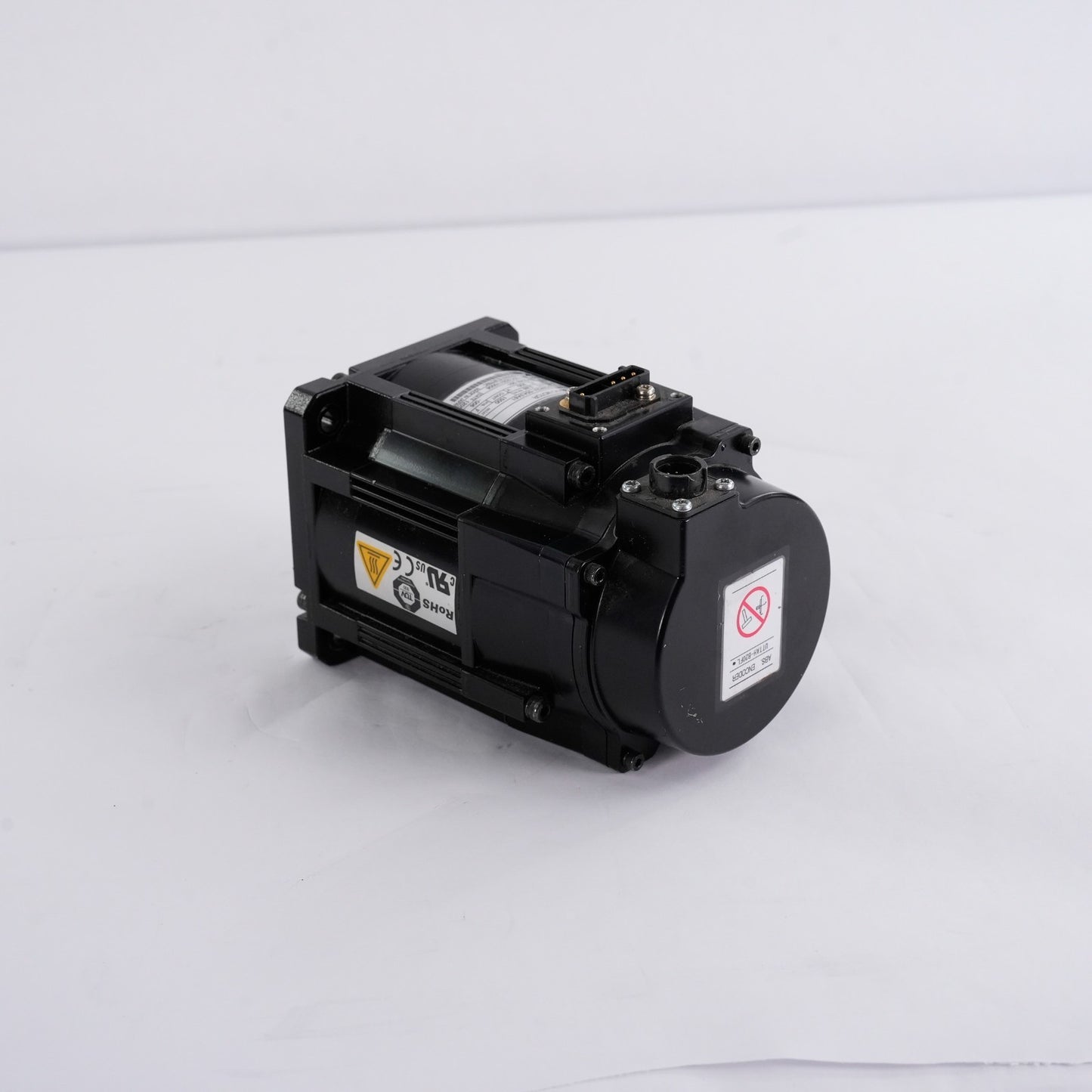 Yaskawa SGMGV-05A3A61 0.45kW 2.86Nm 3.8A 200V Servo Motor SGMGV05A3A61
