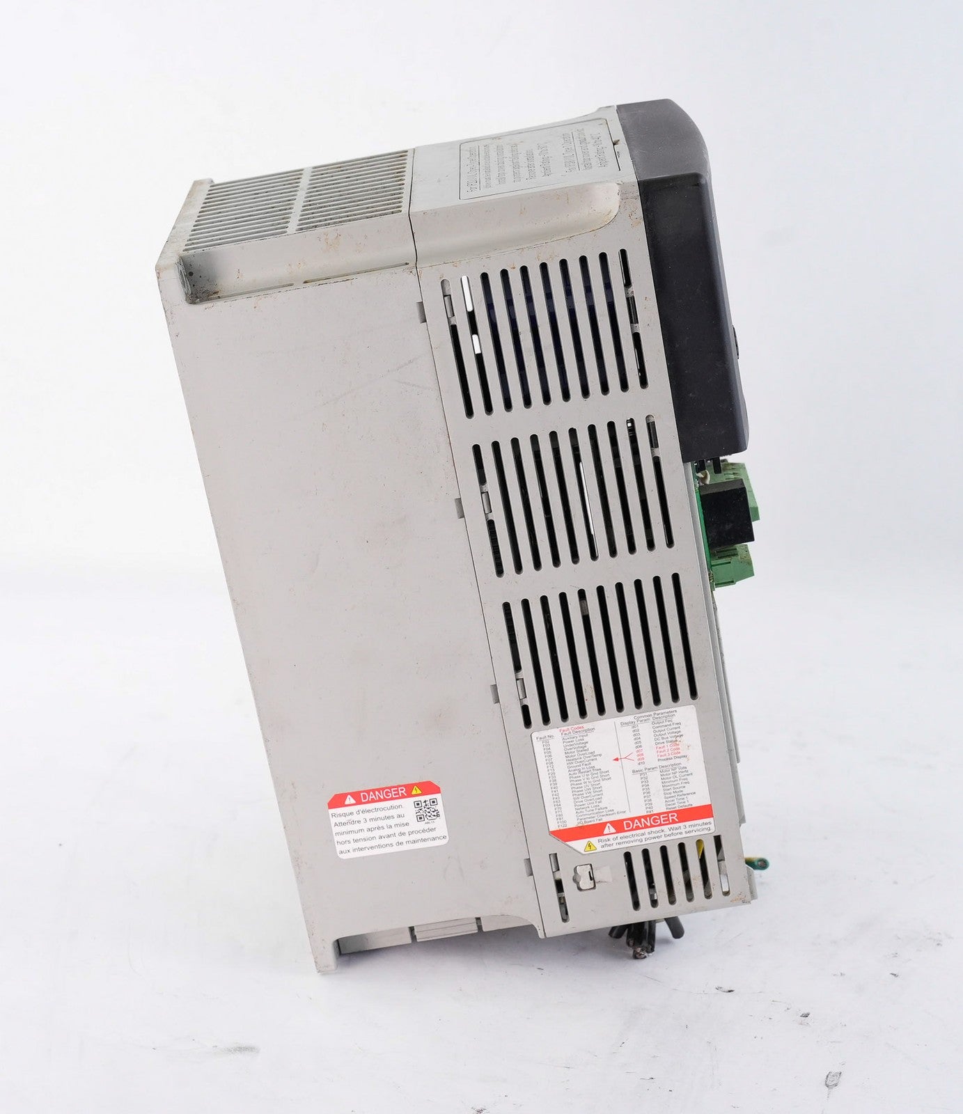 Allen Bradley 22B-D012N104 /A PowerFlex 40 AC Drive 480V 3PH 22BD012N104