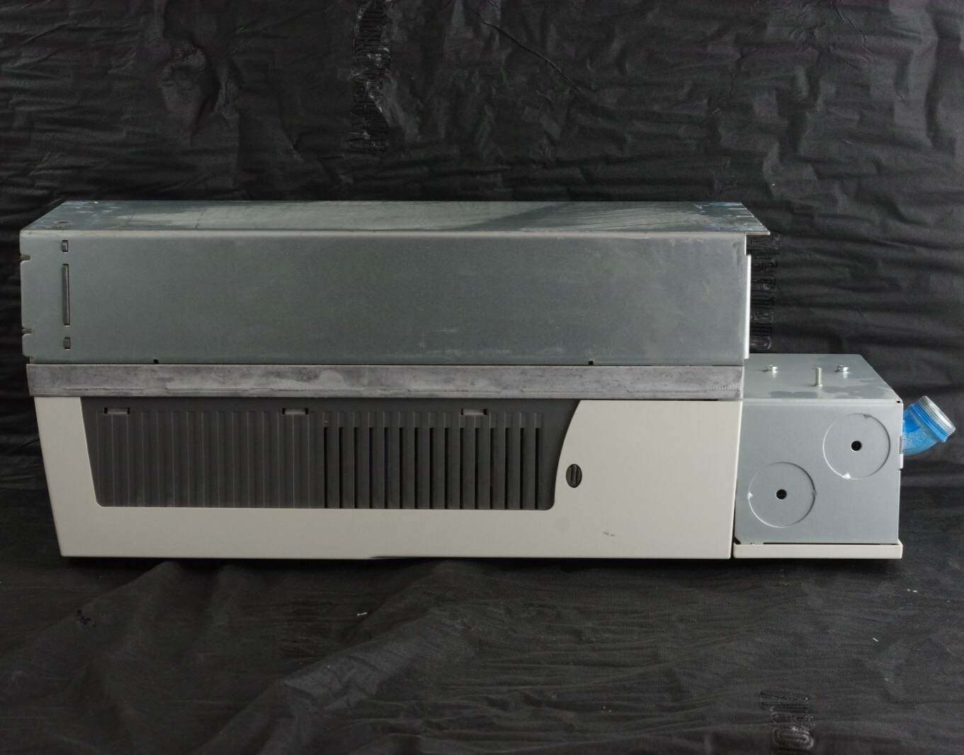 ABB ACH550-UH-031A-4 AC Drive ACH550 20HP 3-Phase 20Hp 15kW 31A