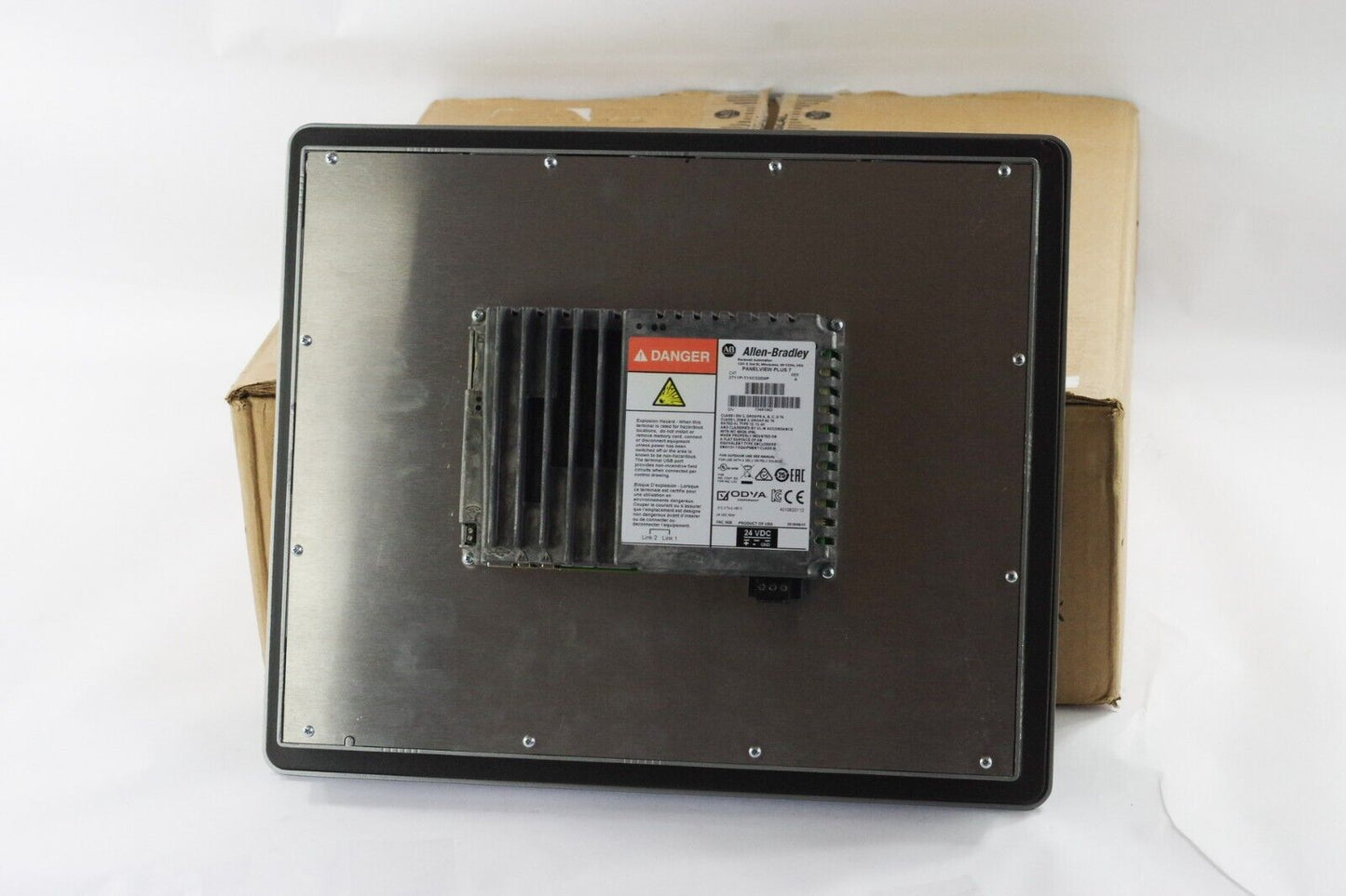 Allen Bradley 2711P-T15C22D9P Ser A Panelview Plus 7 Operator Interface With Box