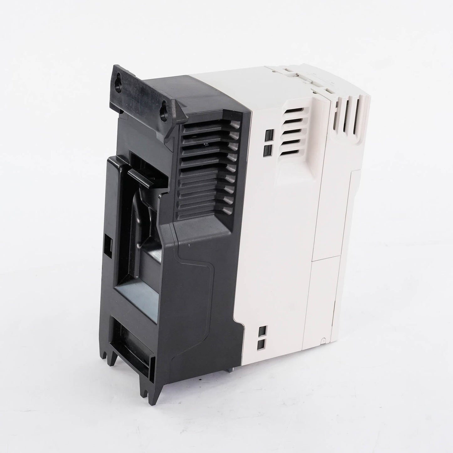 Emerson Unidrive M201-021 0056 A AC Drive 1.5kW 2HP 200-240V M201-0210056A
