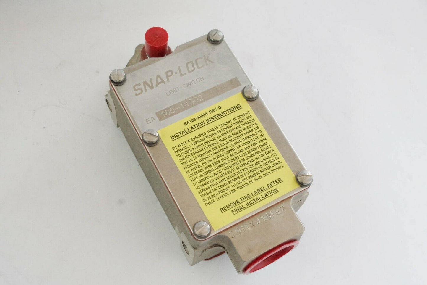 NAMCO Controls EA180-14302 Limit Switch 180-14302 NEW Snap-Lock EA189-90008