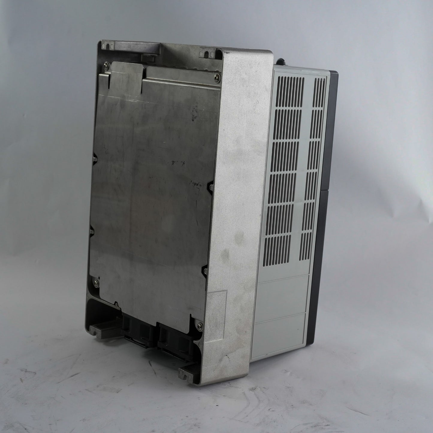 Allen Bradley 20AD027A0AYNANC0 Ser A PowerFlex 70 AC Drive - Refurbished + 1 Yr