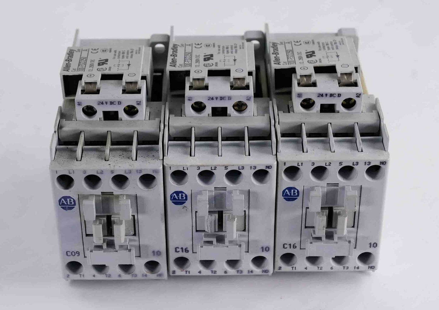 Allen Bradley 100-C09D*10 /A Contactor 120VAC 3-Pole + 100-FSD250/A