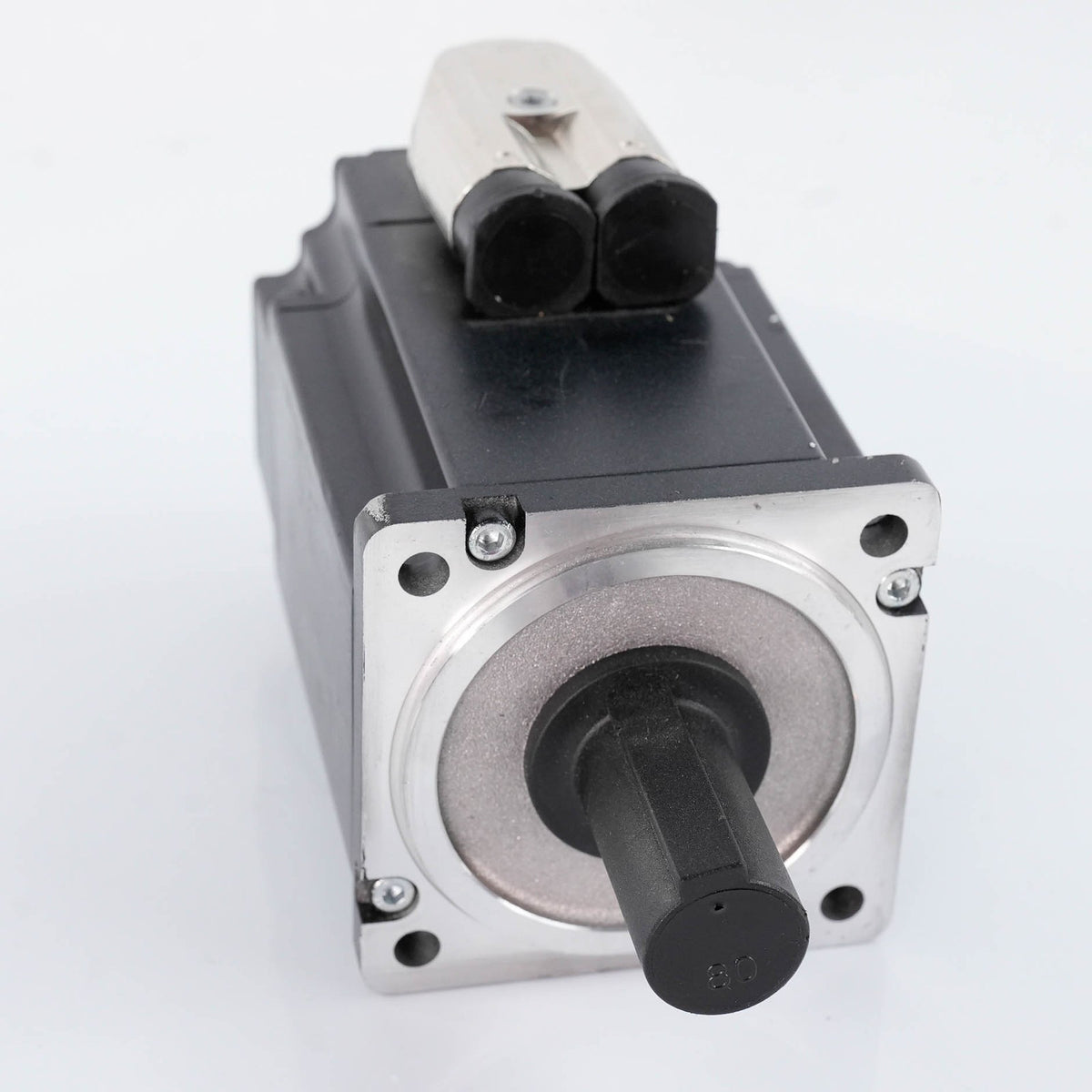 B&R 8LVA33.B1021D000-0 8LVA Synchronous Servo Motor 310V 1.35Nm 2100rpm 8LVA33B1