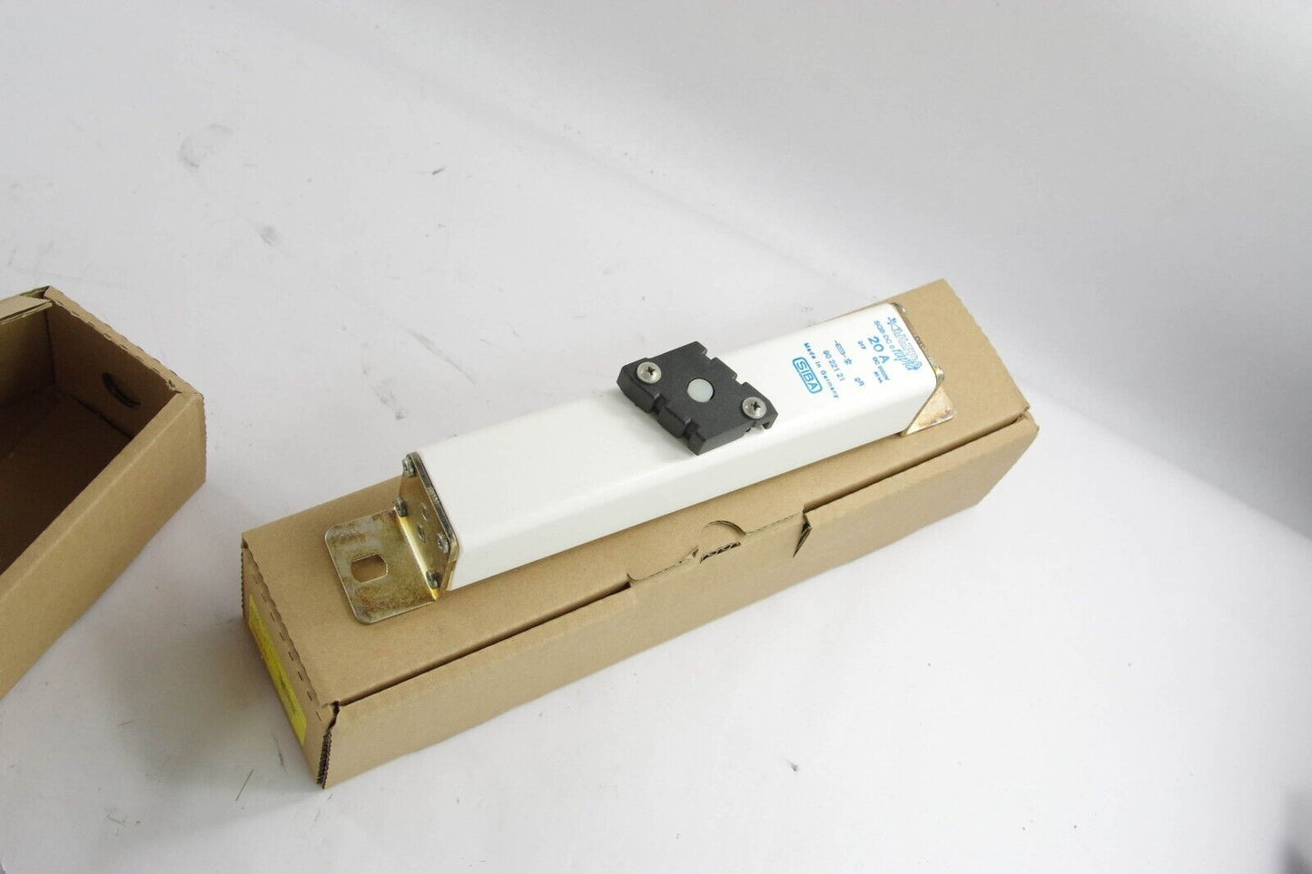 SIBA SQB-DC0 20A SM246mm DC 2000V Ultra Rapid Fuse 90 221 21 9022120