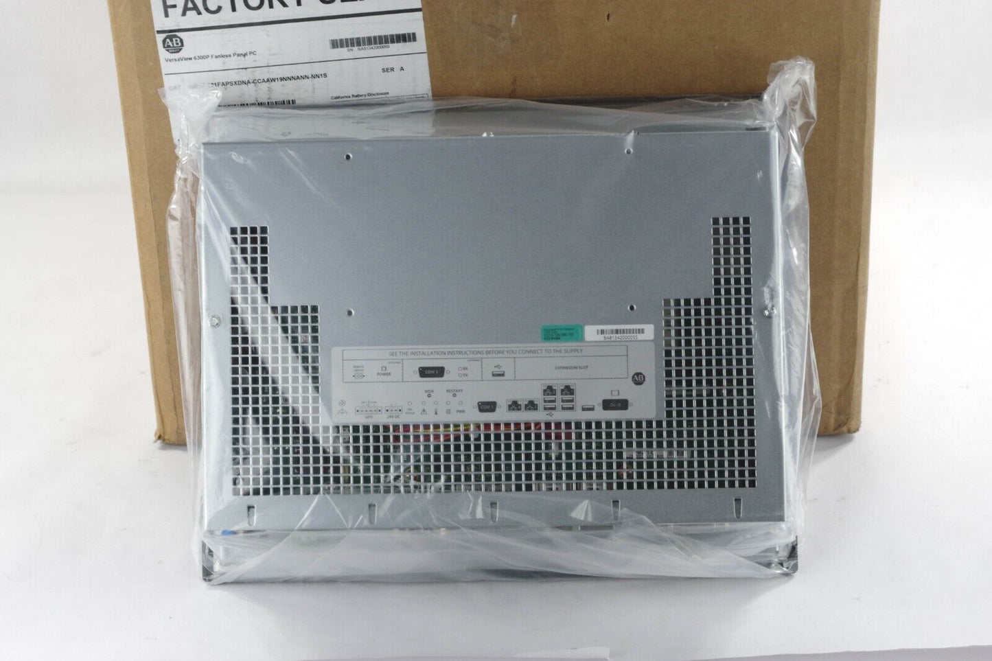 Allen Bradley 6300P-121FAPSXDNA-CCAAW19NNNANN-NN1S Versaview Panel PC PN 588661