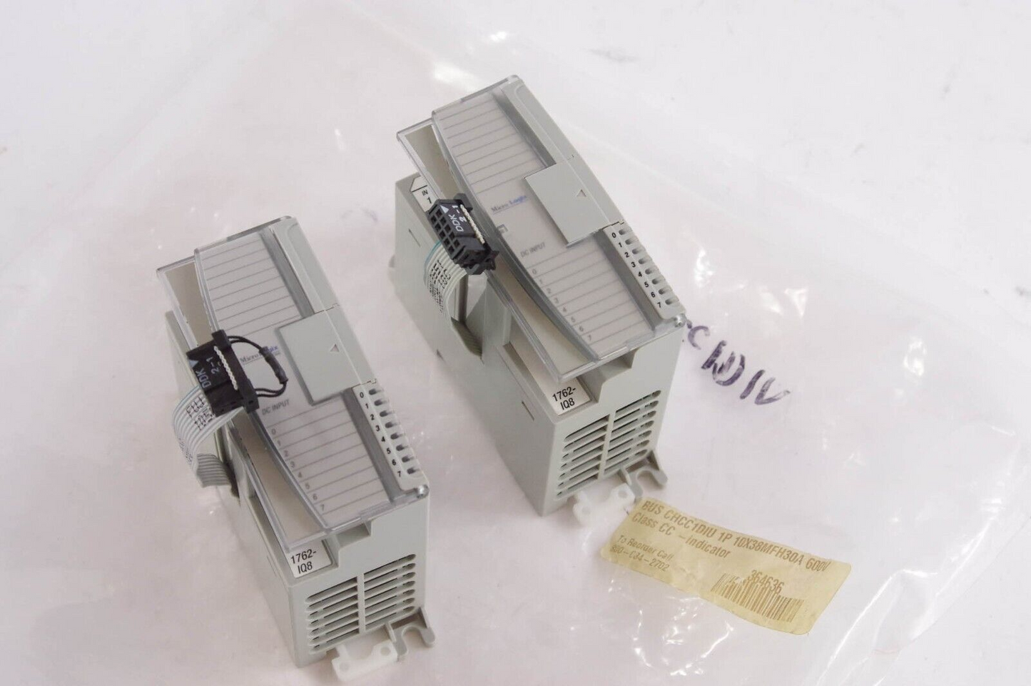 Allen Bradley 1762-IQ8 / 1762IQ8 Ser A Rev B MicroLogix 8 Pt. 24VDC Input