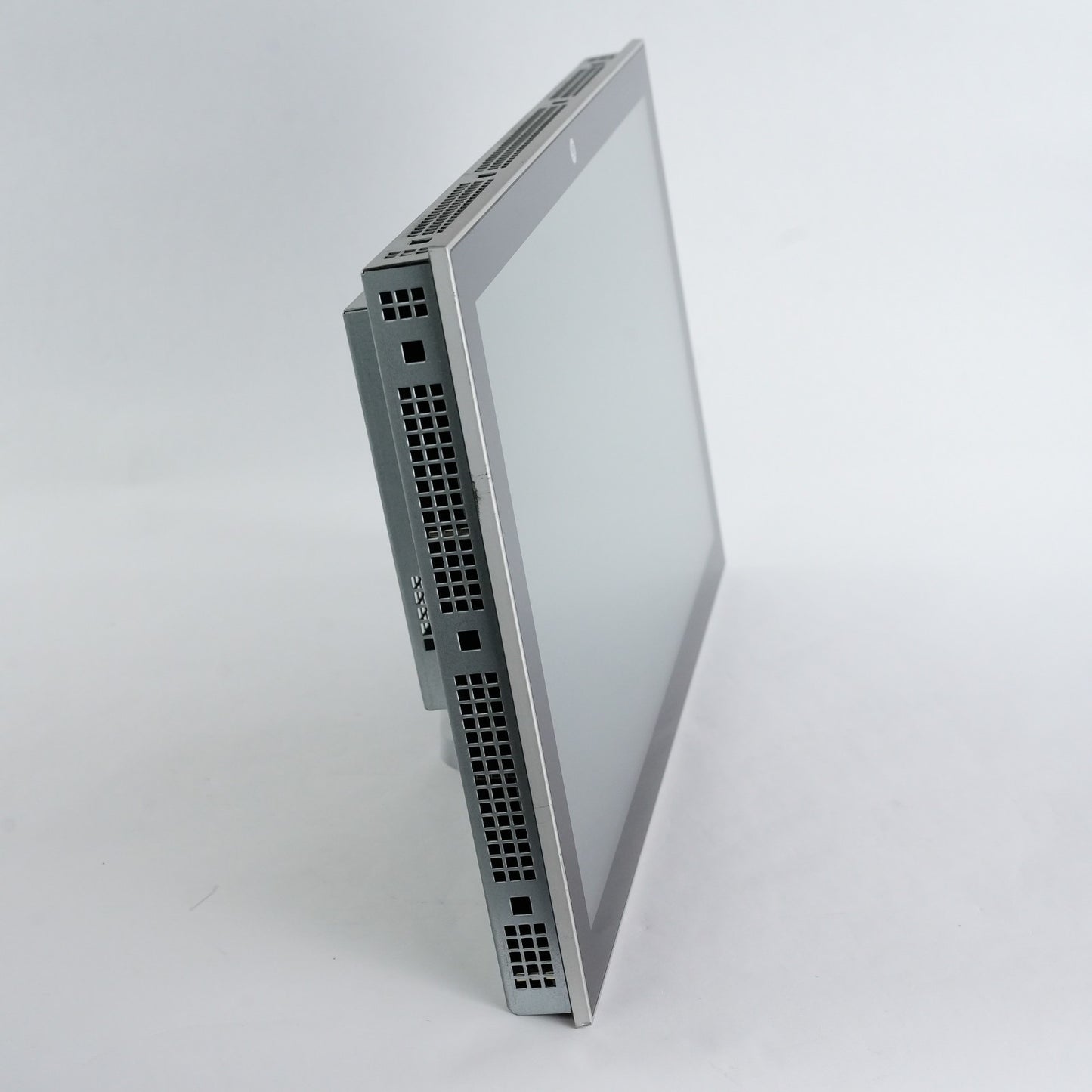 Allen Bradley 6300M-185ACPMFAN1S /A Versaview 6300M Monitor