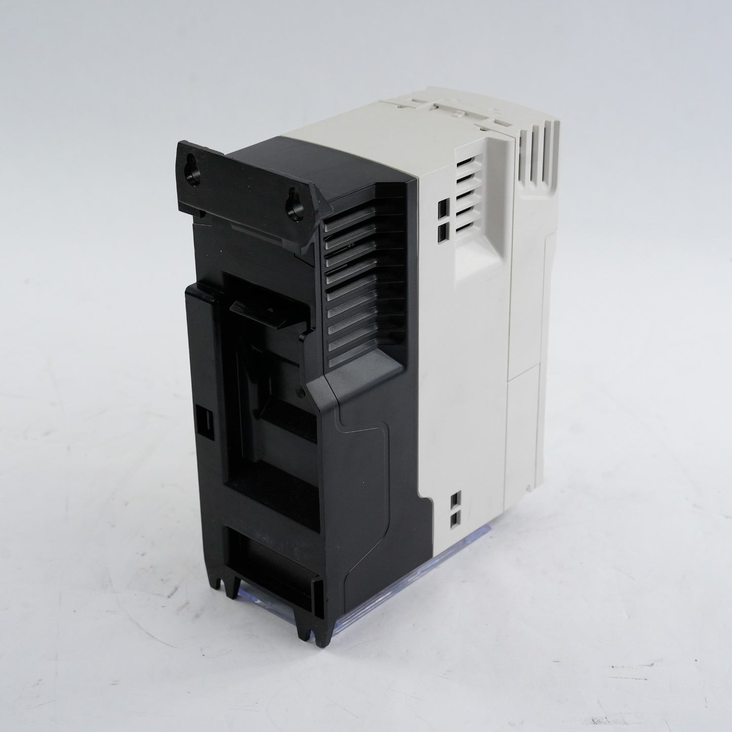 Control Techniques M200-021 00056 A 1.5hp Frequency Inverter Drive M2000210005