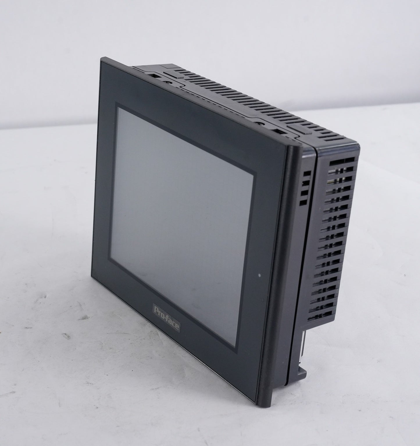 ProFace 2880061 GP2400-TC41-24V Display Terminal GP2400TC4124V