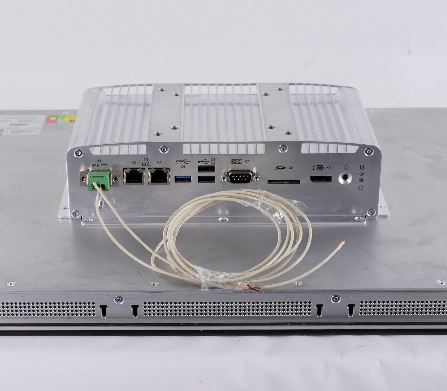 Allen Bradley 6200P-22WS3A1 /A VersaView 5400 Box Panel PC 21.5" 6200P22WS3A1