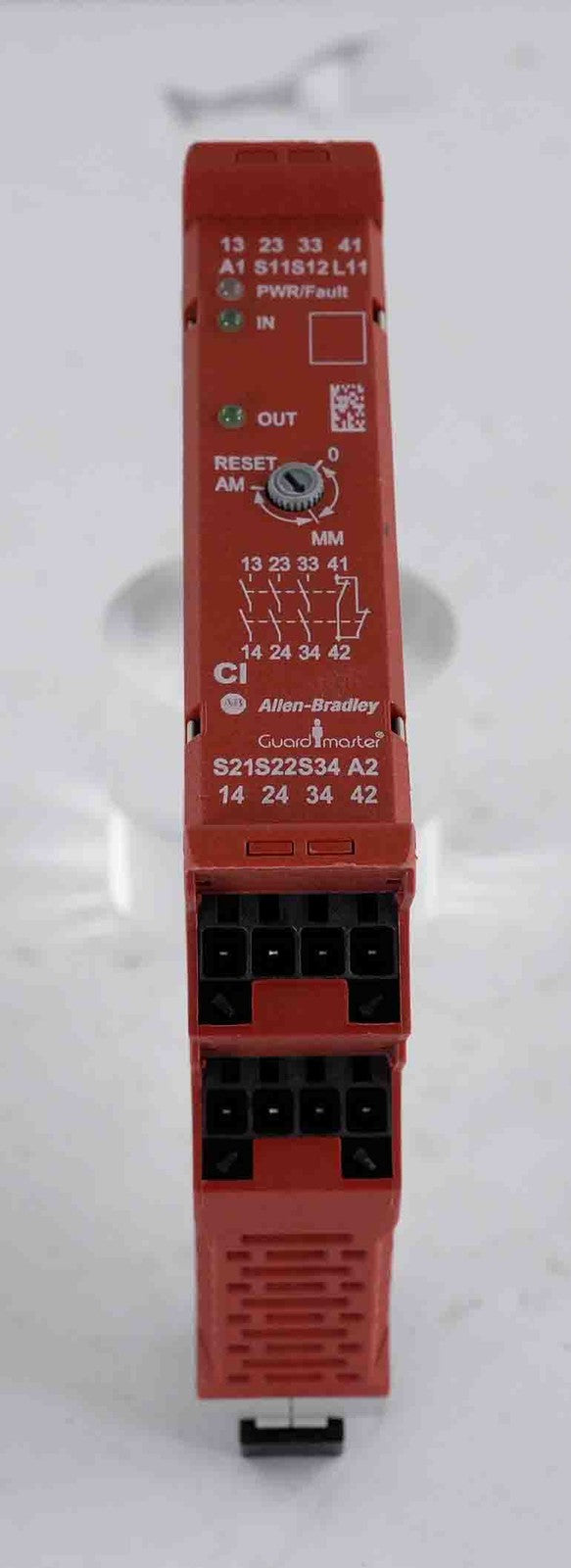 Allen Bradley 440R-S13R2 /A Guardmaster Single Input Safety Relay 440RS13R2