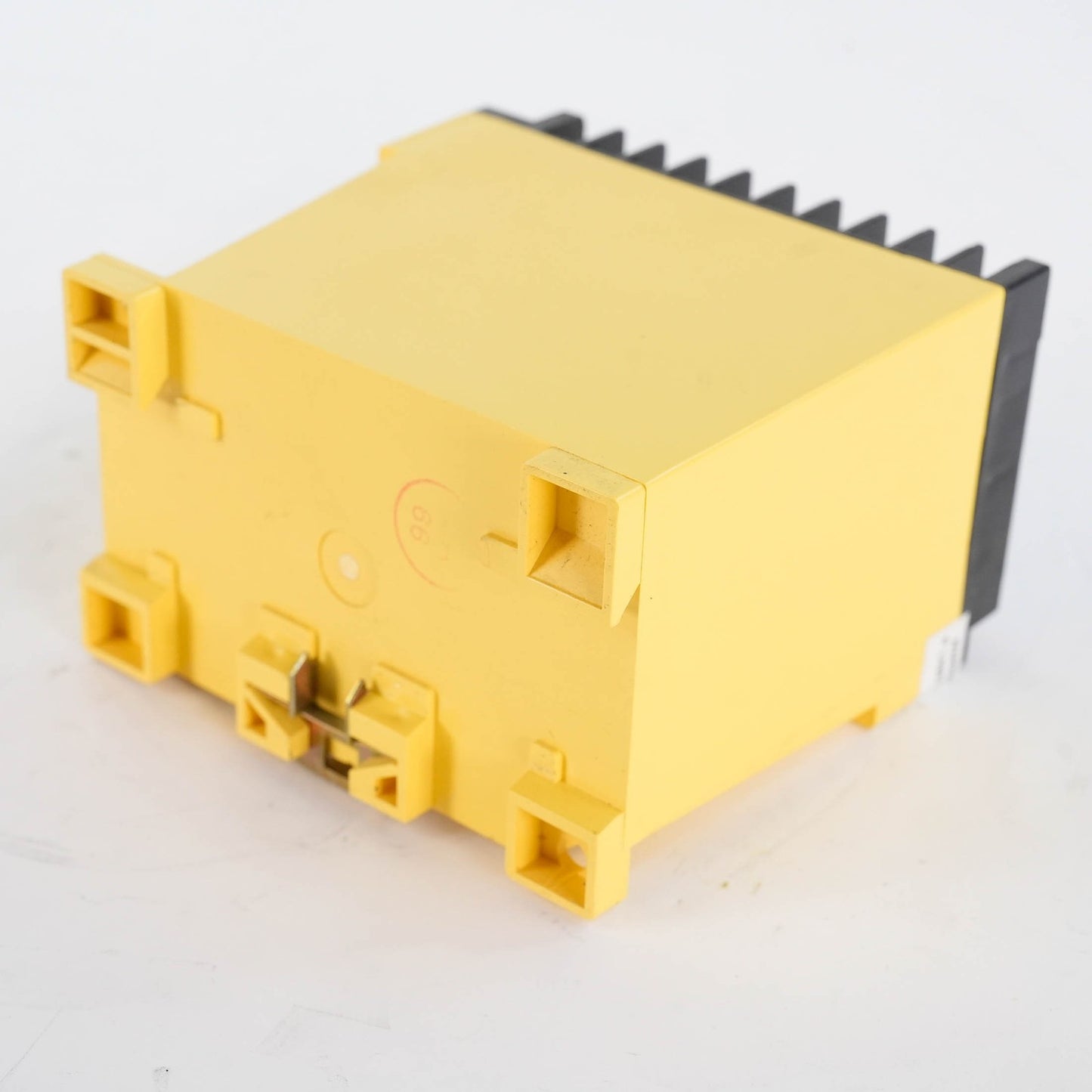 Cutler-Hammer AGSHWCH120N03XS Transient Voltage Surge Suppressor 120V 3A 50/60Hz