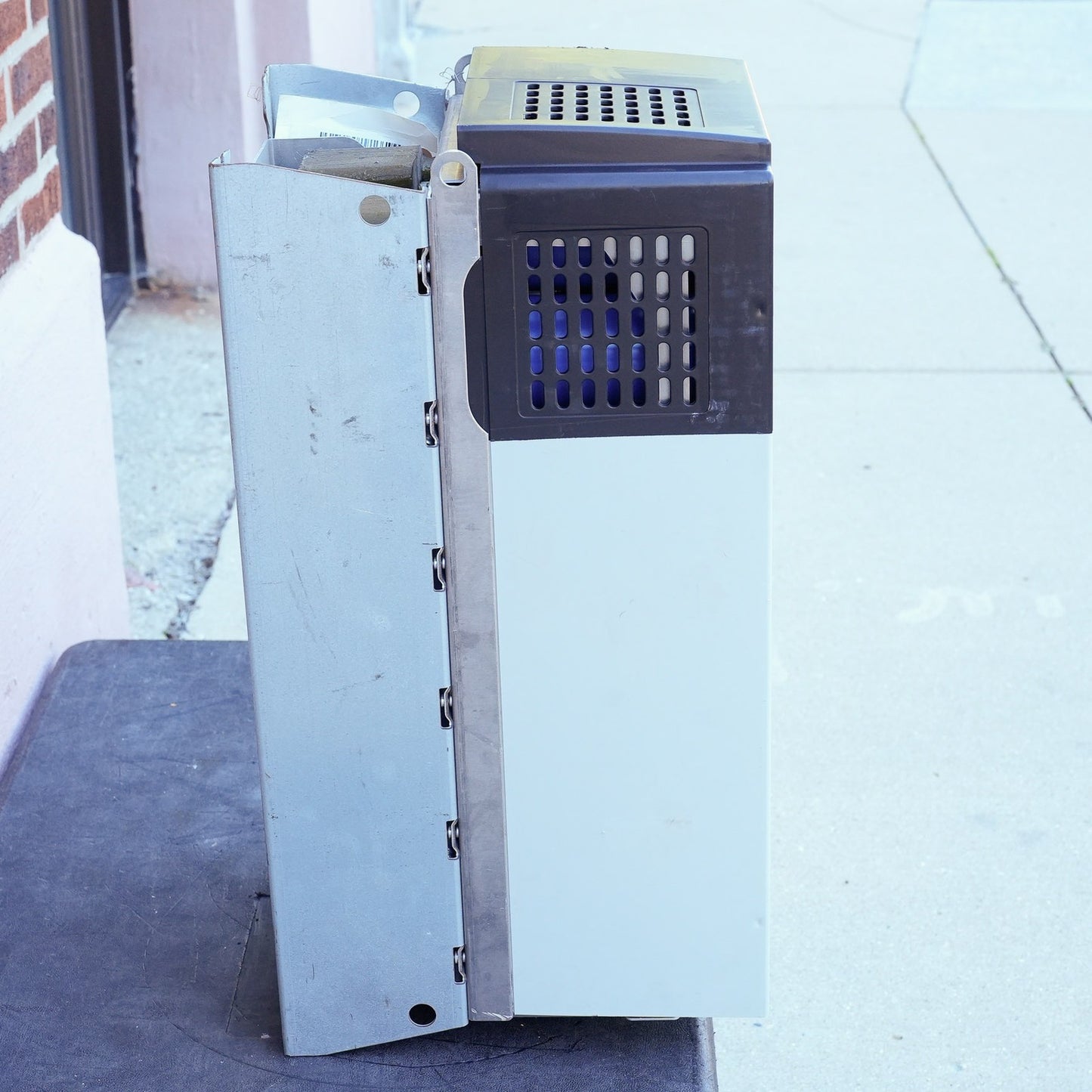 Allen Bradley 20F1AND186AA0NNNNN /A PowerFlex 753 AC Drive 480V 150HP 3-Phase