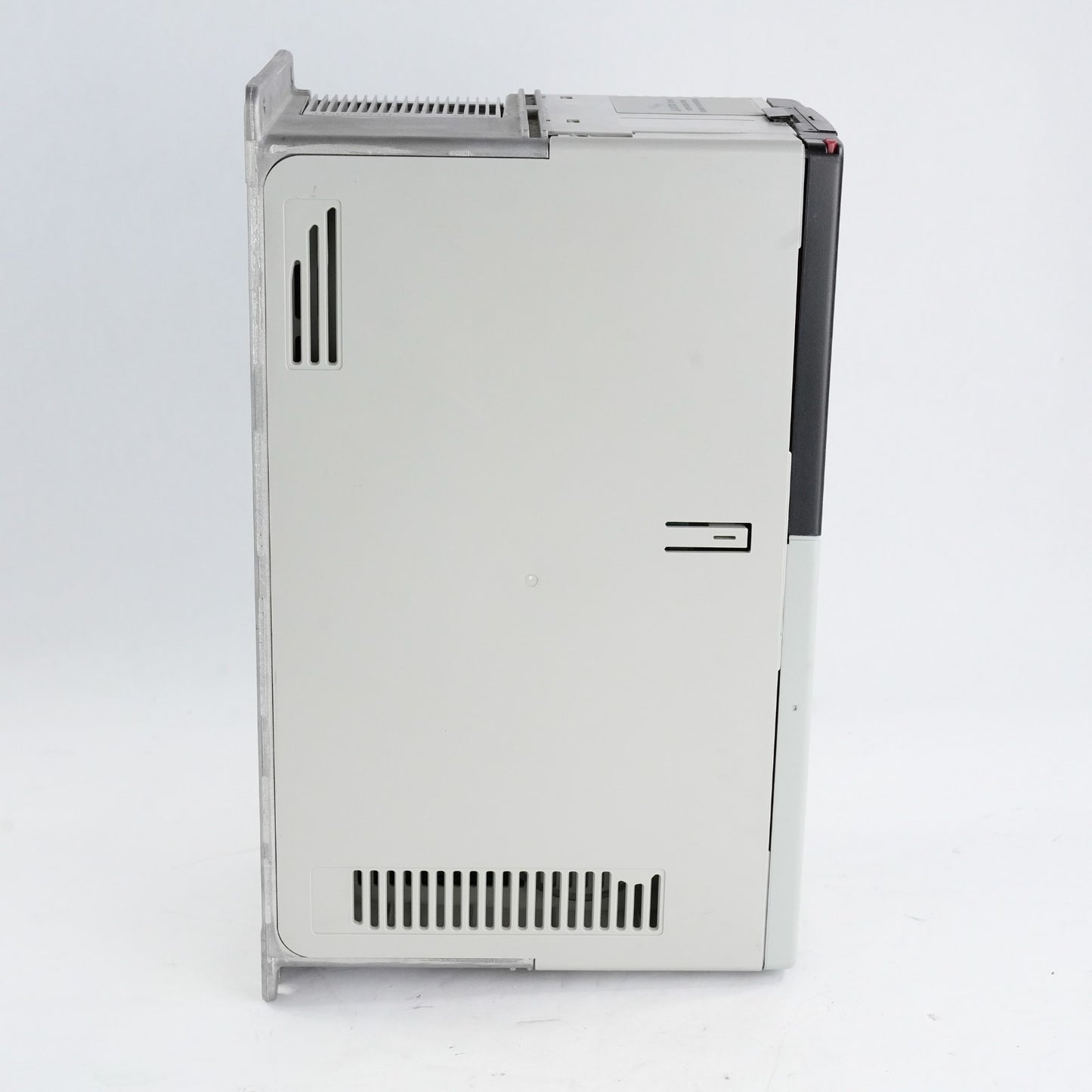 Allen Bradley 20DD022A0EYYANGNE Ser A Powerflex 700S 3-Phase 480V 15HP Drive