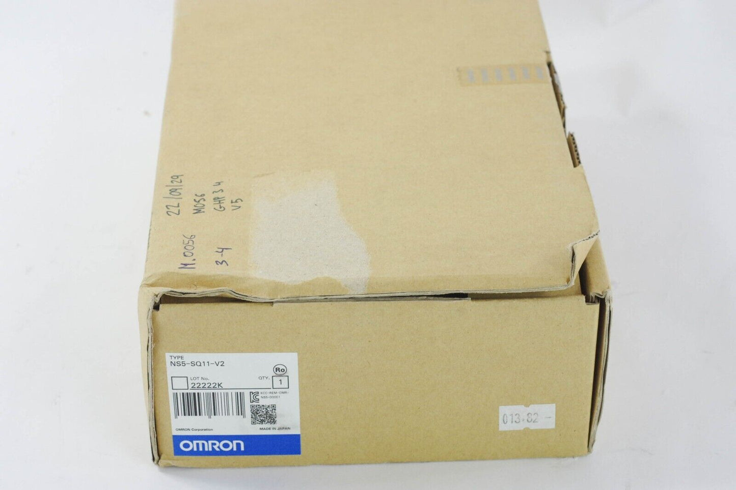 Omron NS5-SQ11-V2 / NS5SQ11V2 Interactive Display HMI - New Surplus Open Box