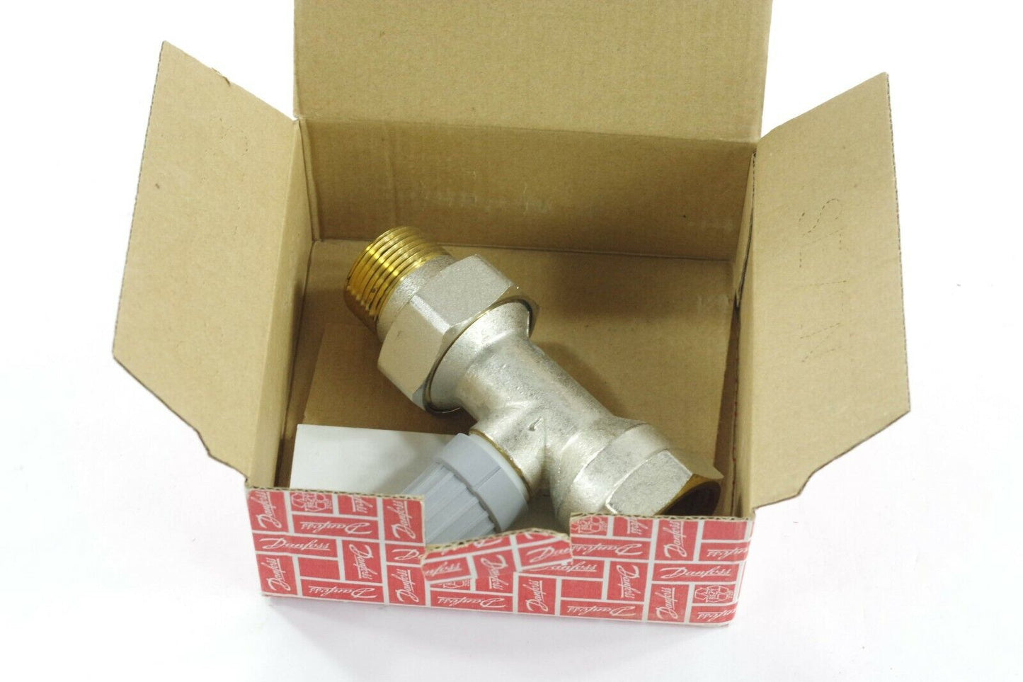 Danfoss 013G-8025 Thermostatic Radiator Valve Straight 013g8025 RA2000