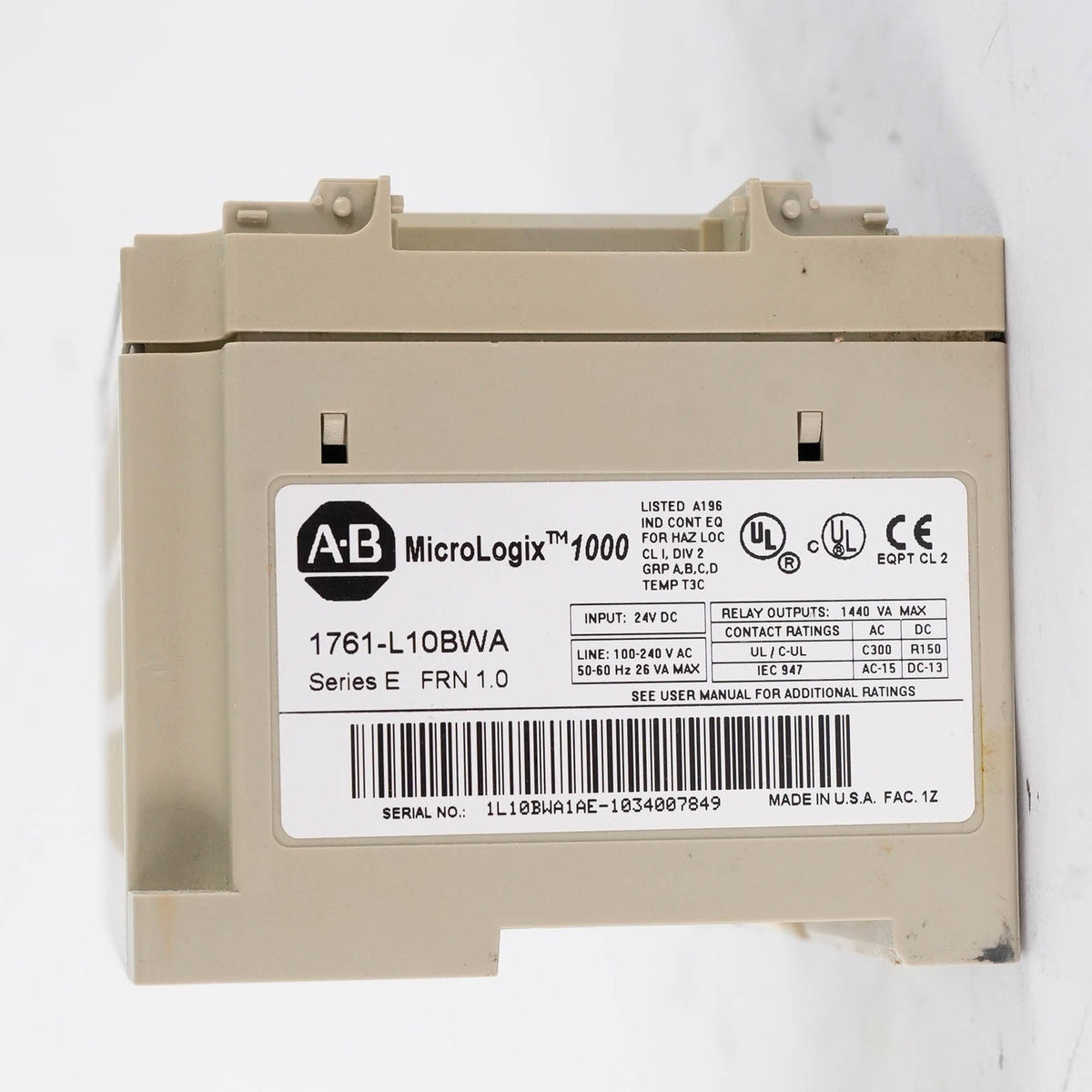 Allen Bradley 1761-L10BWA Ser E MicroLogix 1000 PLC 6 In 24VDC 4 Relay Out