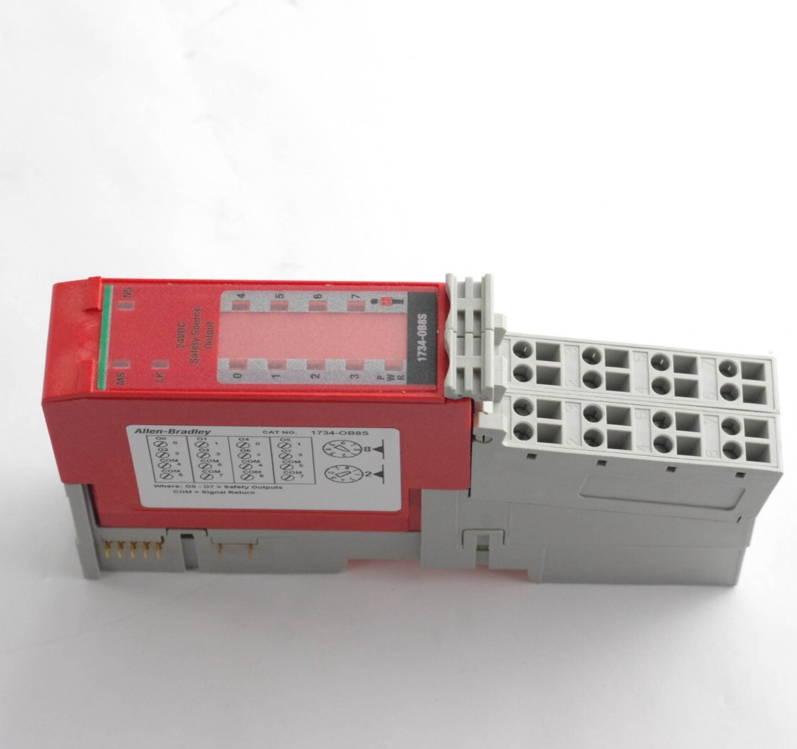Allen Bradley 1734-OB8S /B 8-Channel Safety Digital Output Module