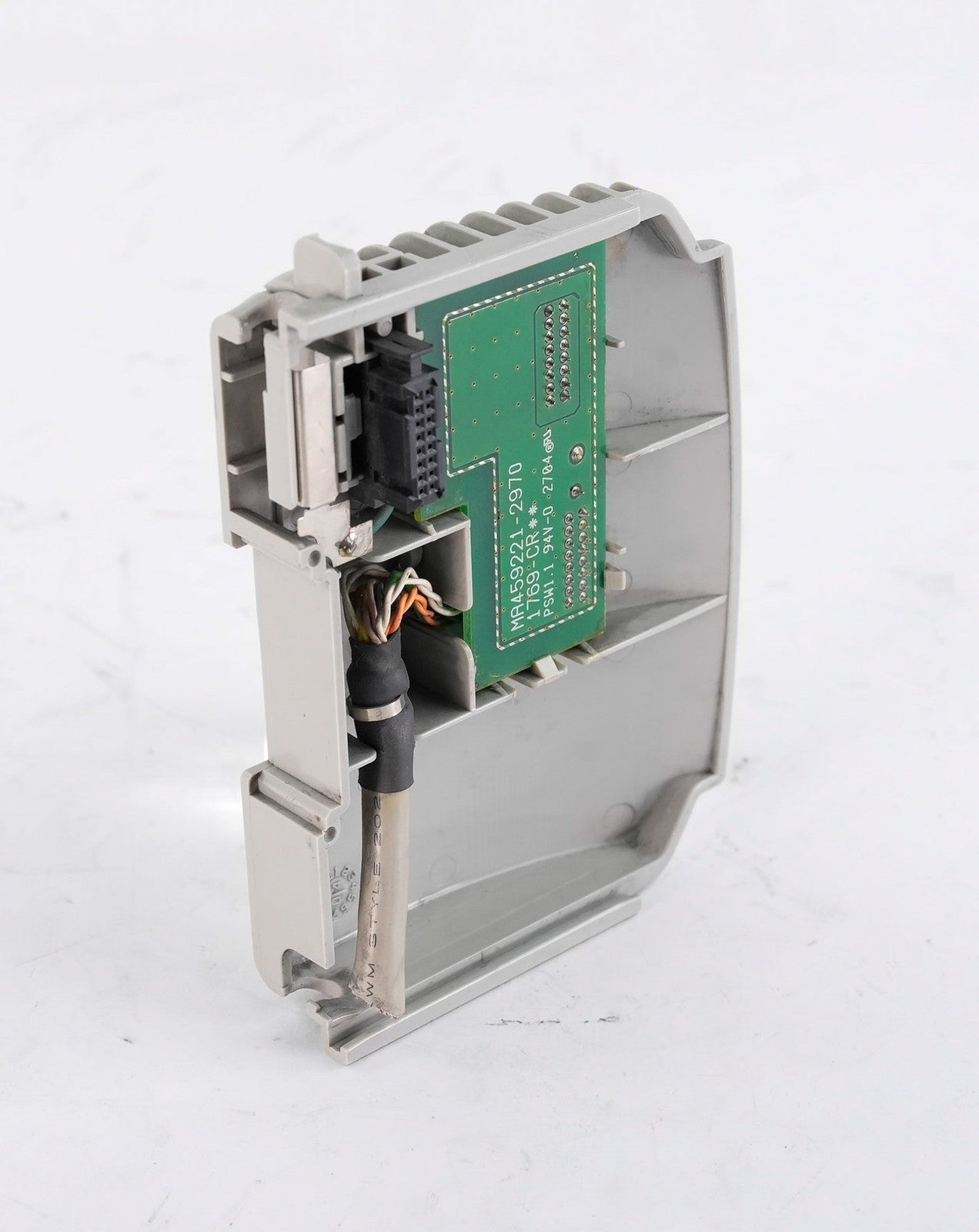 Allen Bradley 1769-CRL1 /A Right-to-Left Expansion Cable 1ft 1769CRL1