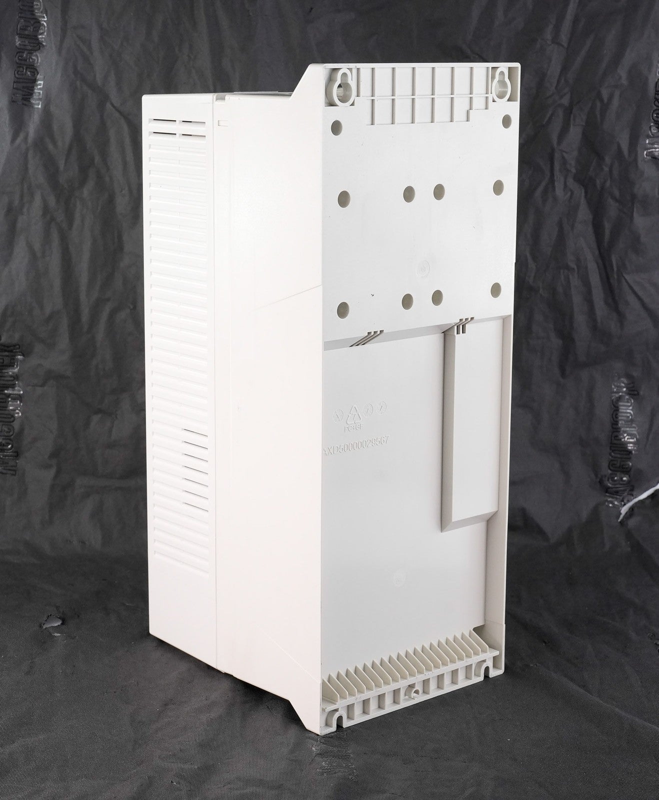 ABB ACH580-01-027A-4 AC Drive 480V 27A 3-Phase 50/60Hz ACH58001027A4