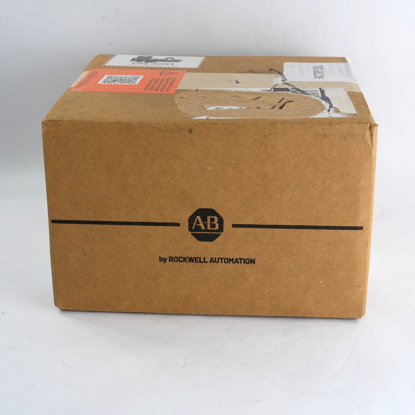 Allen Bradley 2711P-T7C22D9P /B PanelView Plus 7 Ser B - 2023 Sealed Surplus