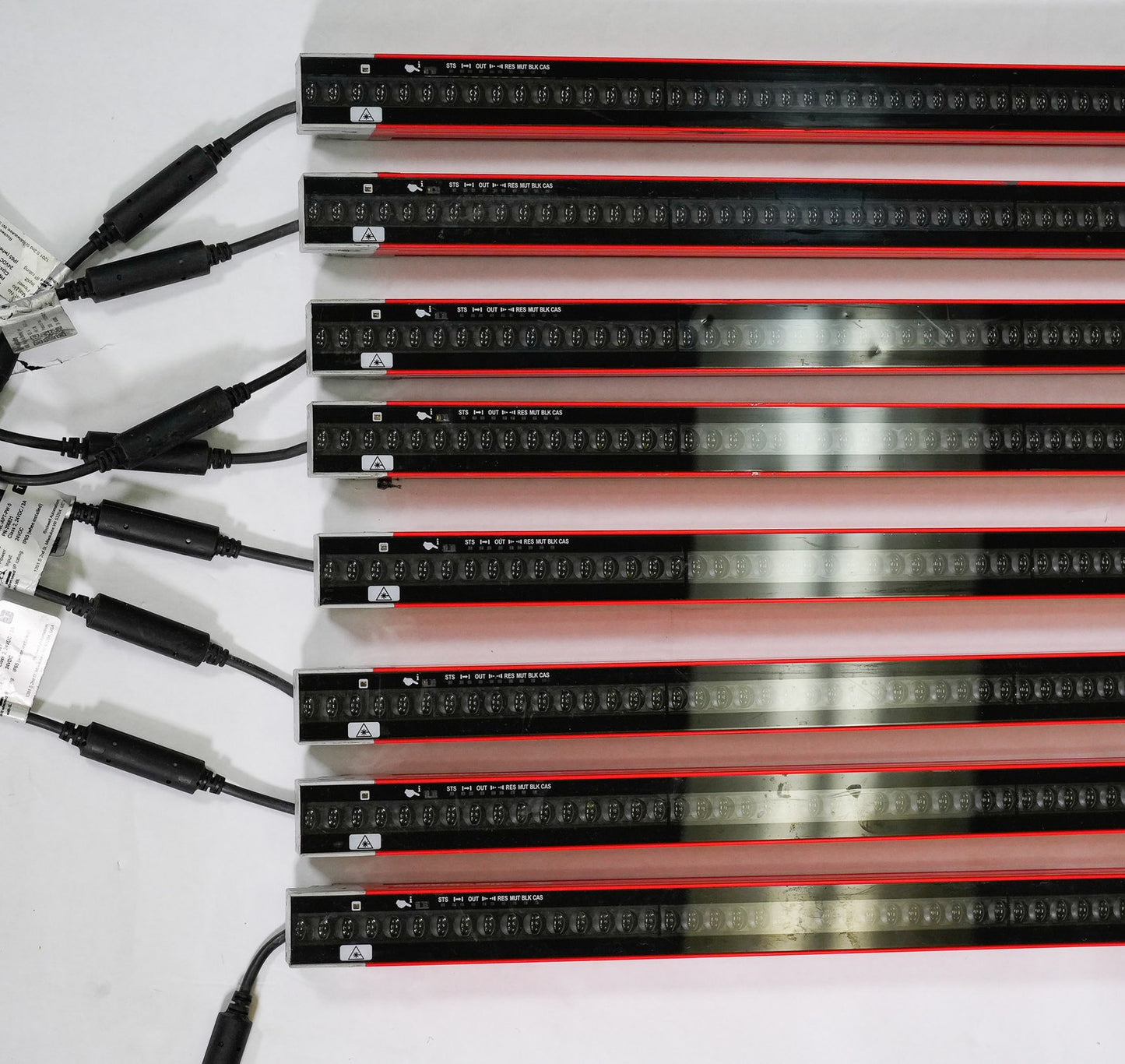 1x Allen-Bradley 450L-E4FL1500YD GuardShield Safety Light Curtain 450LE4FL1500YD