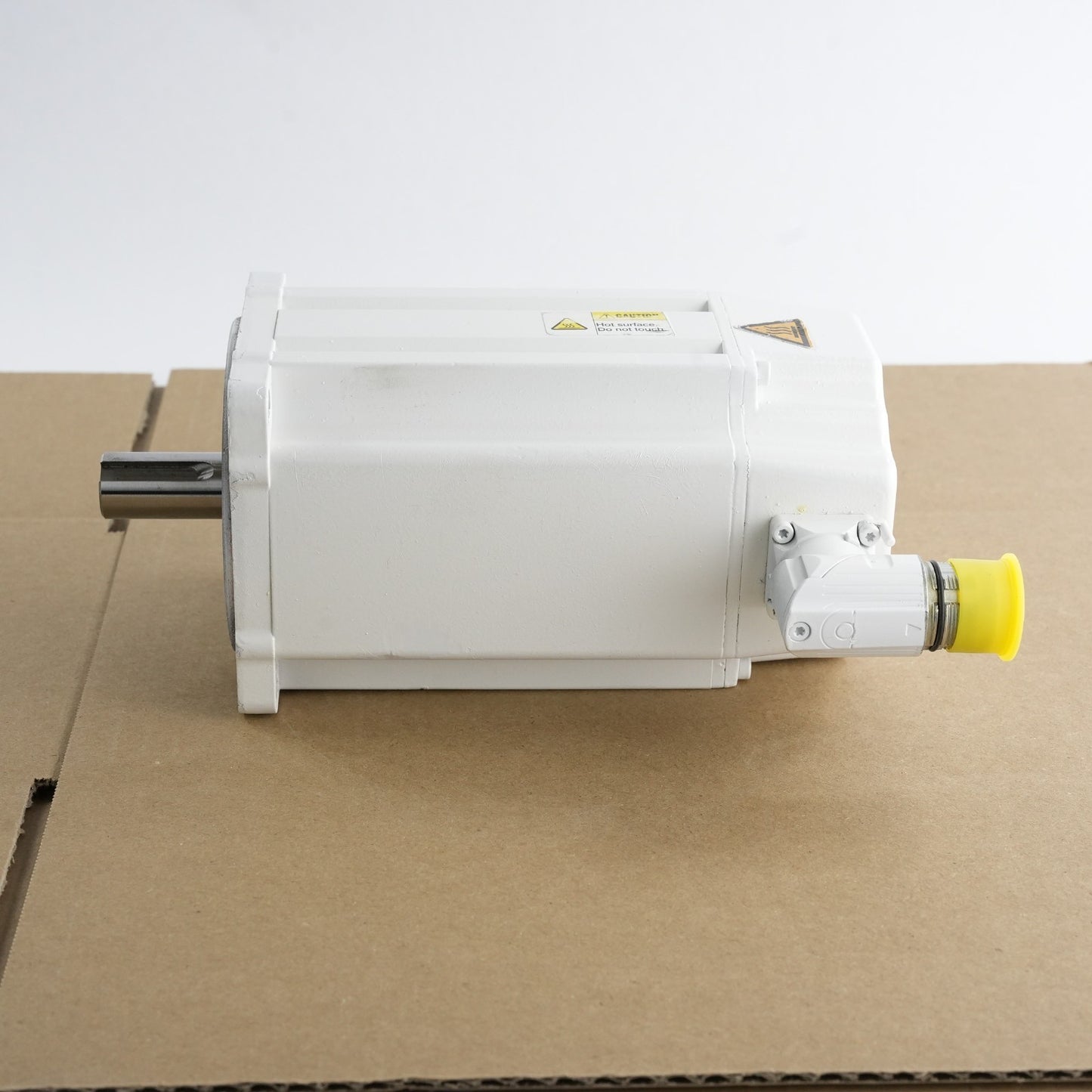 Allen Bradley VPF-B1153F-PJ12AF /A 5000 RPM 480V Inverter Duty AC Servo Motor