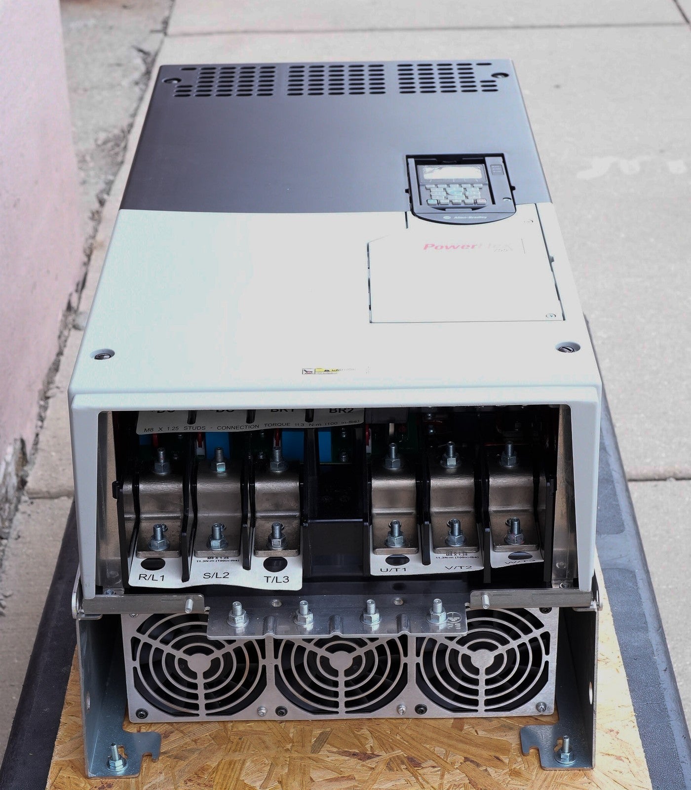 Allen Bradley 20G1AND302AA0NNNNN PowerFlex 755 AC Drive 480V 250HP