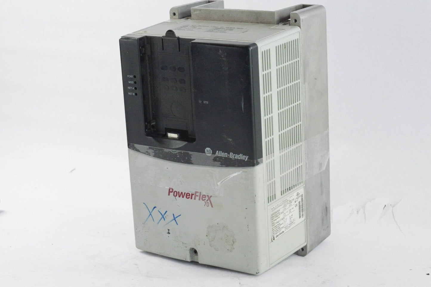 Allen Bradley 20AD011A0AYNANNN  PowerFlex 70 Drive - For Parts / Repair