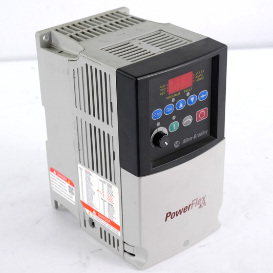 Allen Bradley 22B-D2P3N104 /A PowerFlex 40 1HP AC Drive 22BD2P3N104