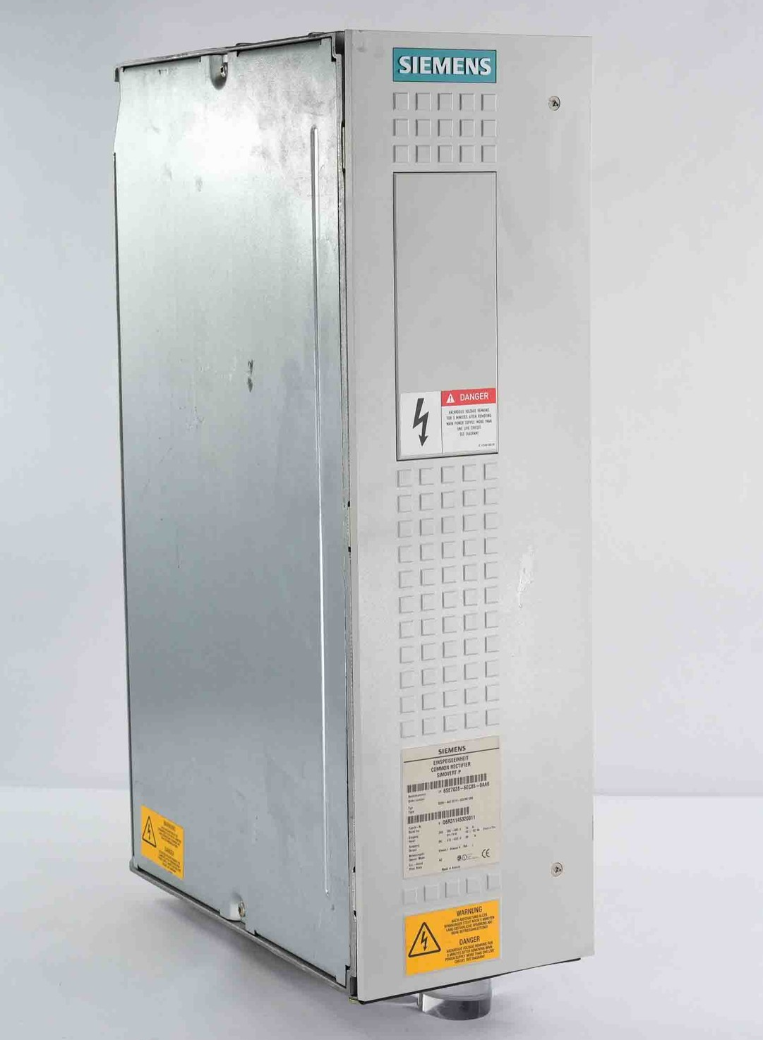 Siemens 6SE7028-6EC85-0AA0 Simovert Common Rectifier 380-480V 6SE70286EC850AA0