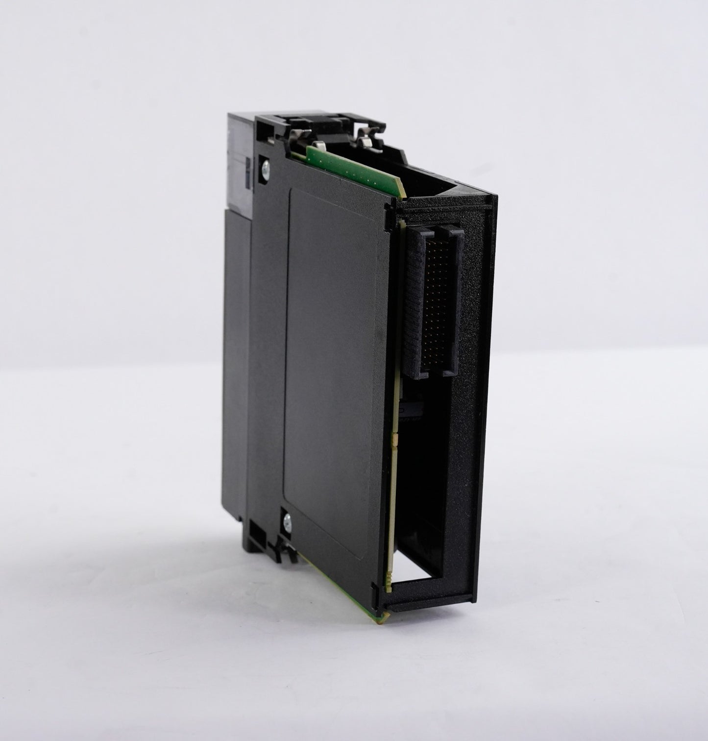 Allen Bradley 1756-OB16E /A ControlLogix 16 Point DC Output Module 1756OB16E