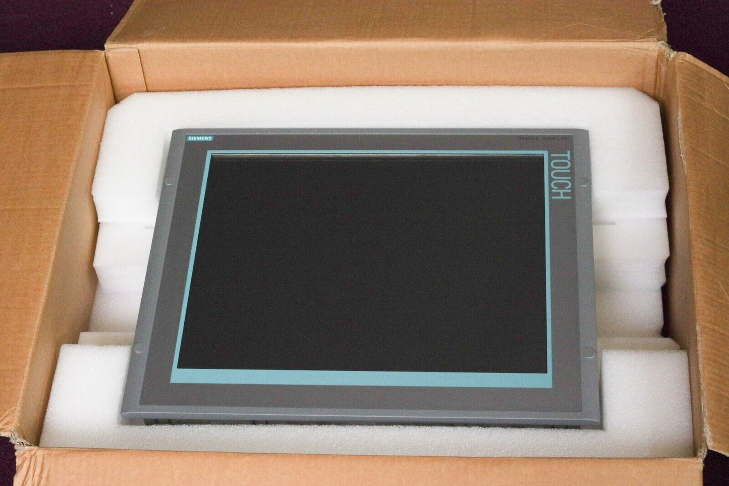 Siemens 19" Simatic IPC HMI IPC677C 6AV7894-3AA10-0AB0 / 1P6AV78943AA100AB0