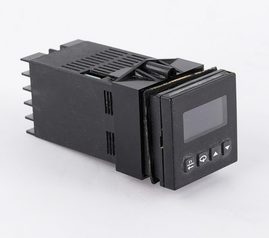 Red Lion Controls T1620010 Temperature Controller T16 Series 18-36V 4W 50/60Hz