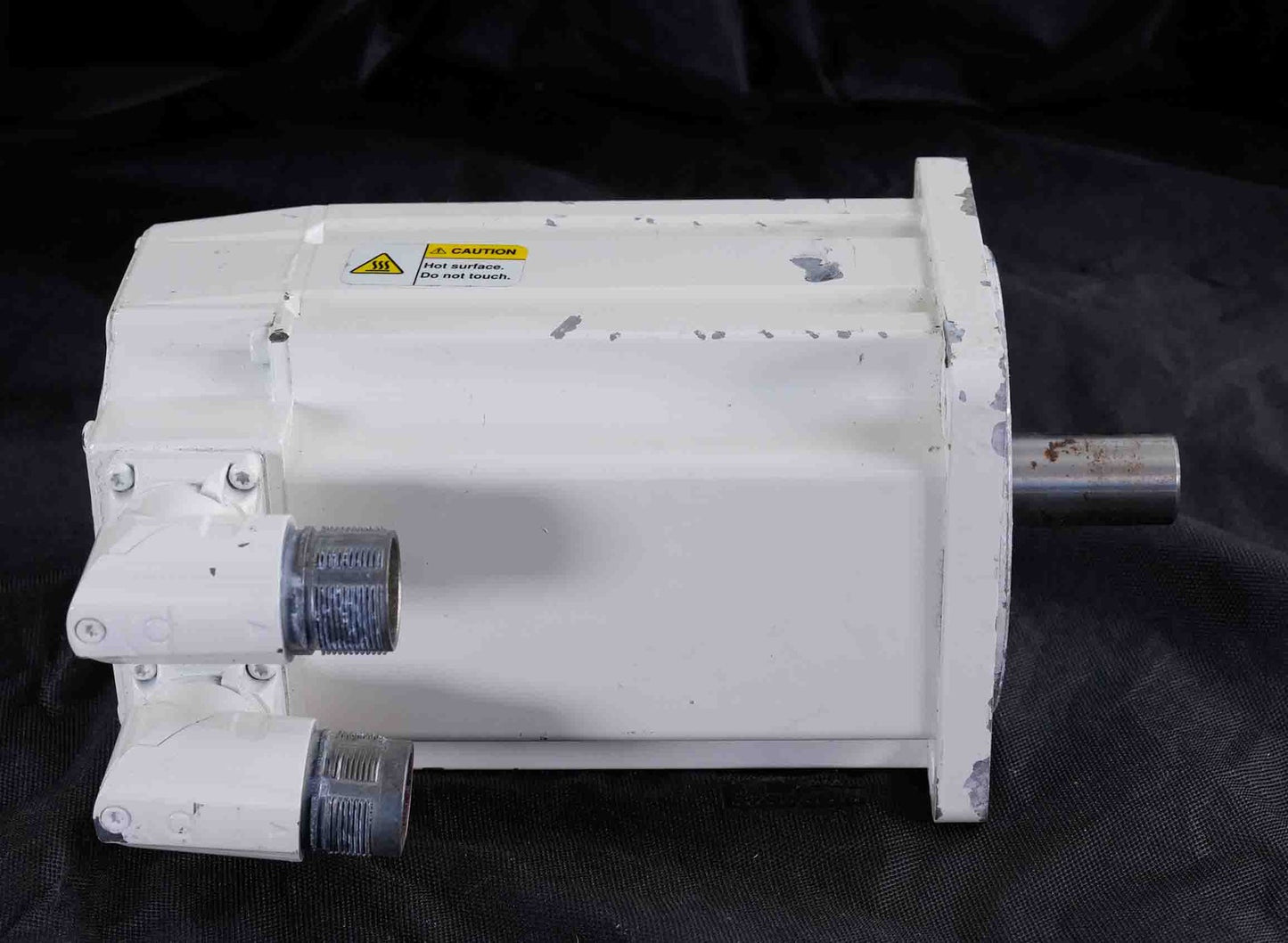 Allen Bradley MPF-B430P-MJ72BA /A Servo Motor 460V 5000RPM MPFB430PMJ72B - USED