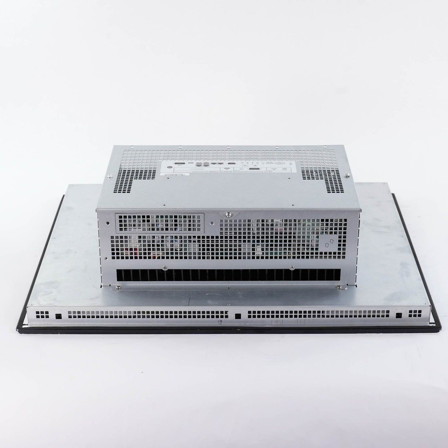 Allen Bradley 6300P-190BAPSTDNB-3CBBW19NNNBNN-NN1S /A VersaView 6300P Panel PC